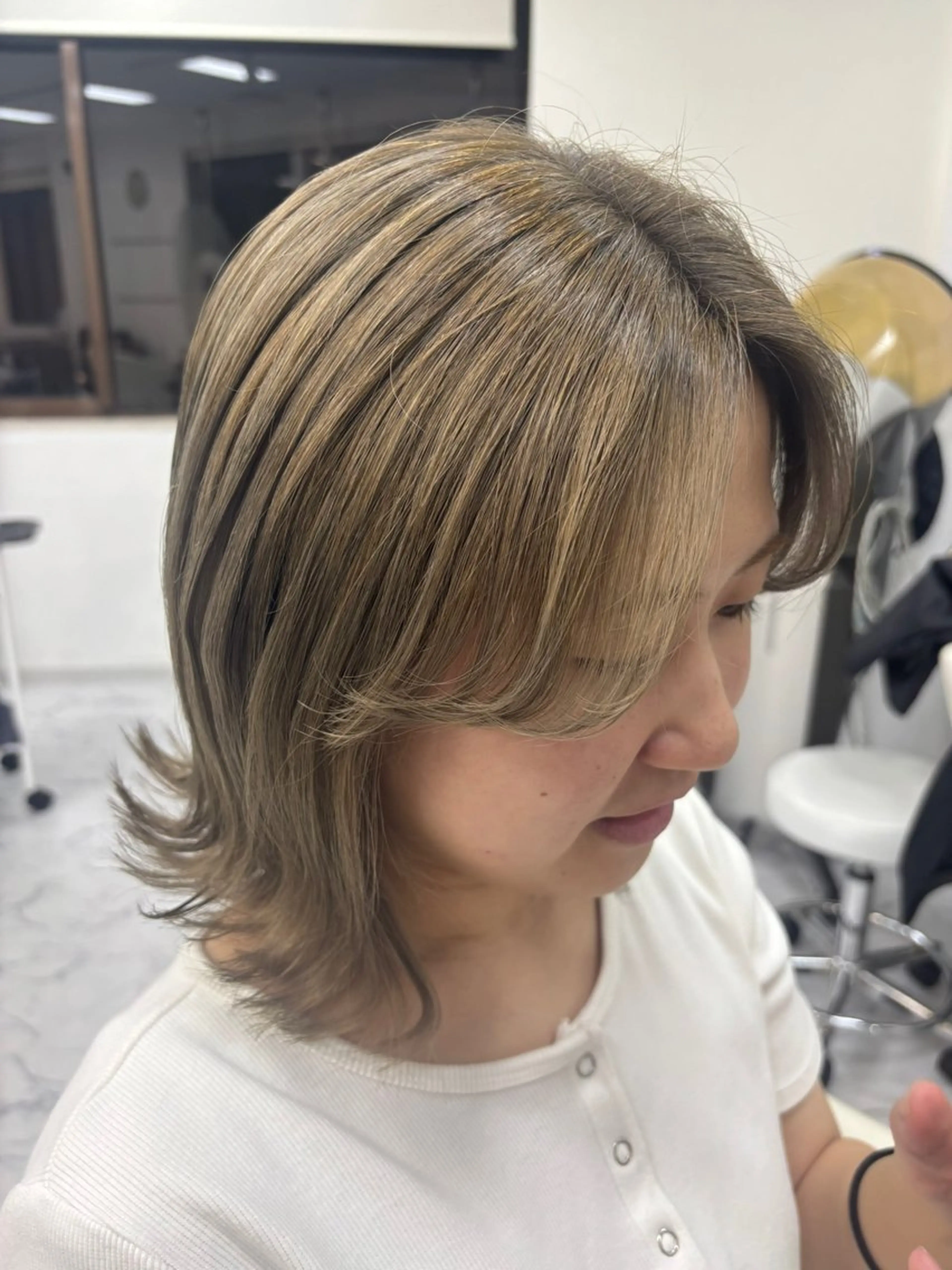 ミディアム カラー グレージュ ボブ Esquisse.est所属・Esquisse est ミライのヘアスタイル