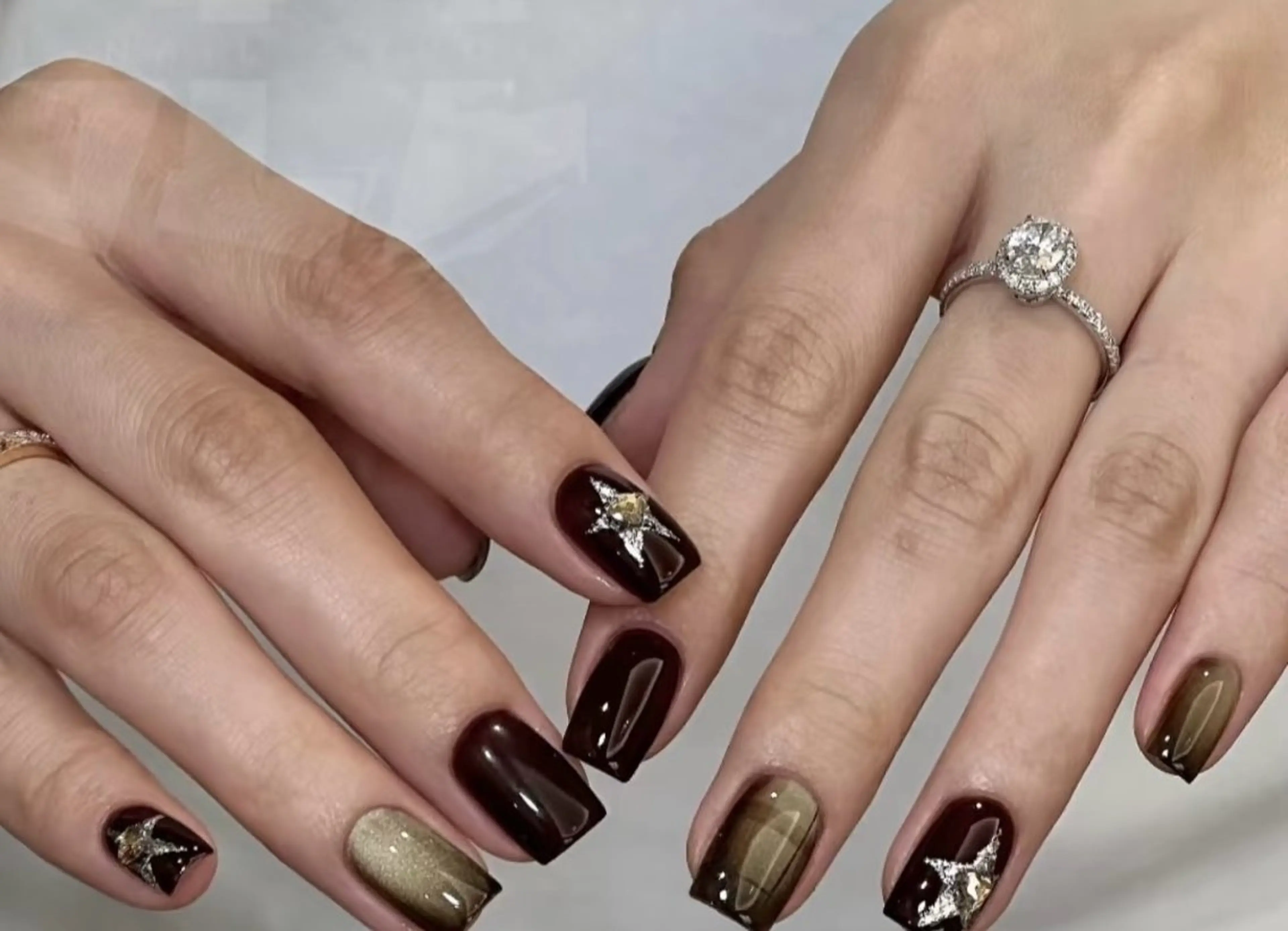 ネイル 高木 維麗絲のネイルデザイン