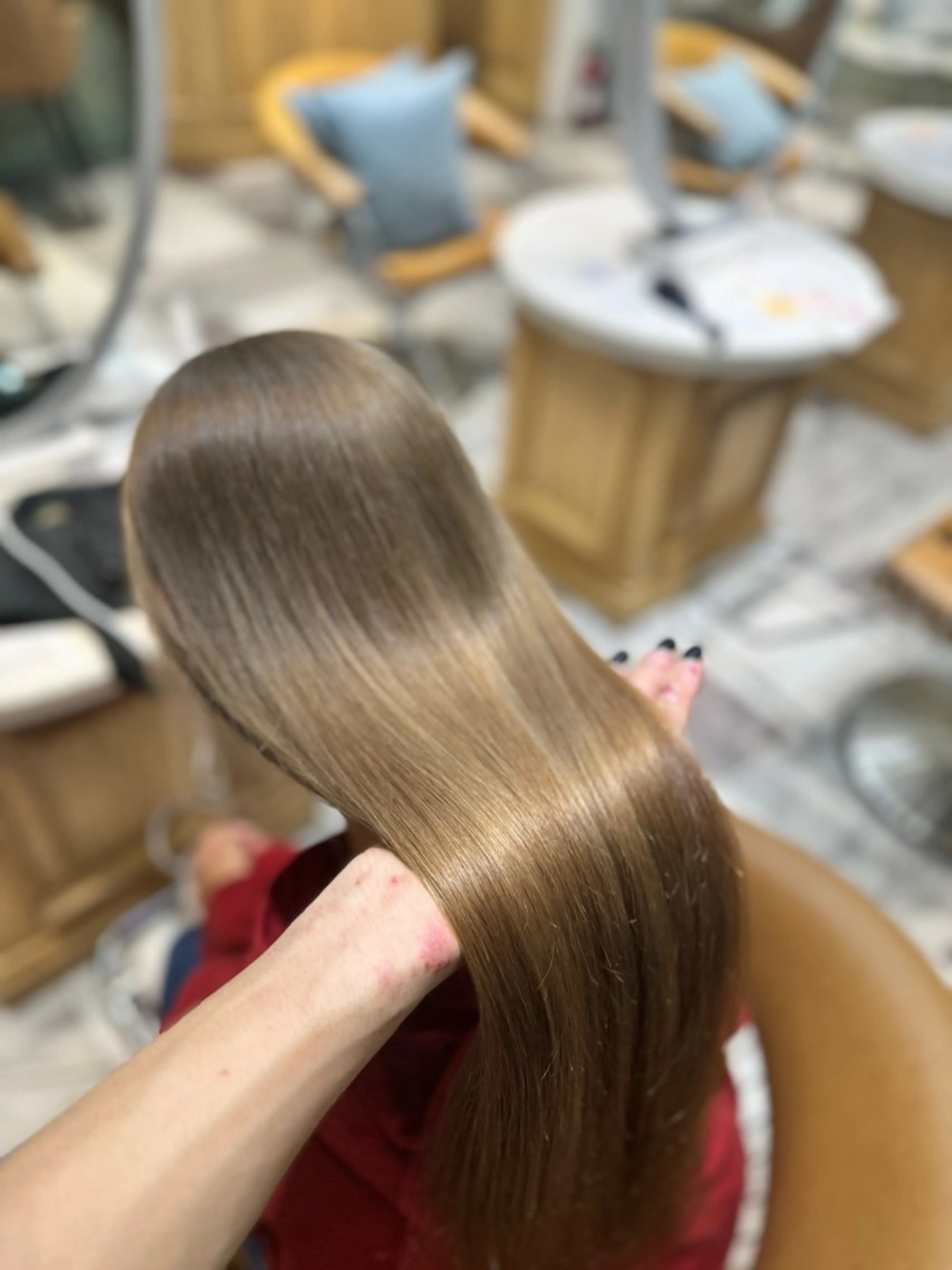 ロング 服部大地/ブリーチ 無しWカラー髪質改善のヘアスタイル