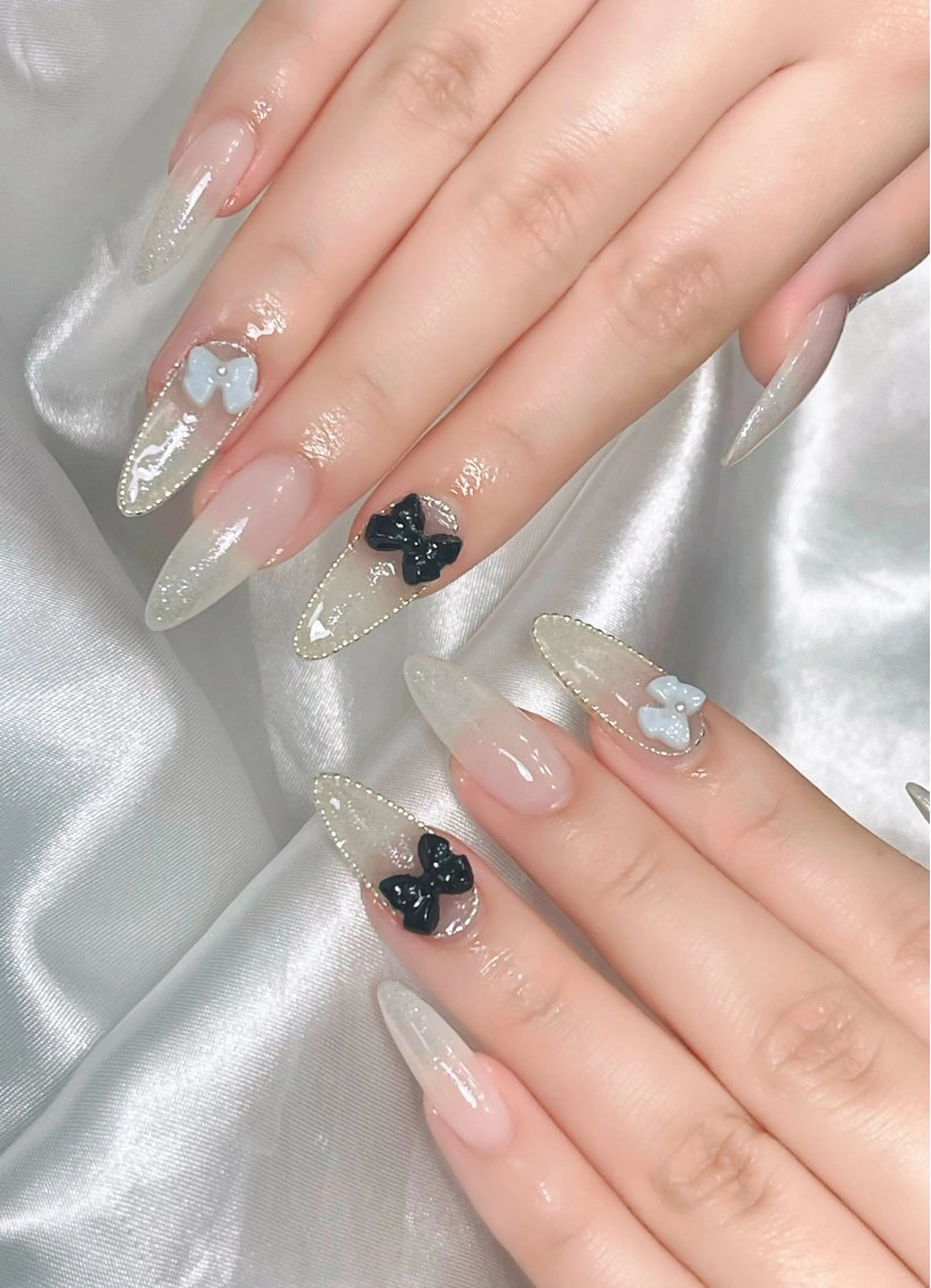 ネイル LEELA NAIL STUDIO所属・LEELA NAIL STUDIOのネイルデザイン