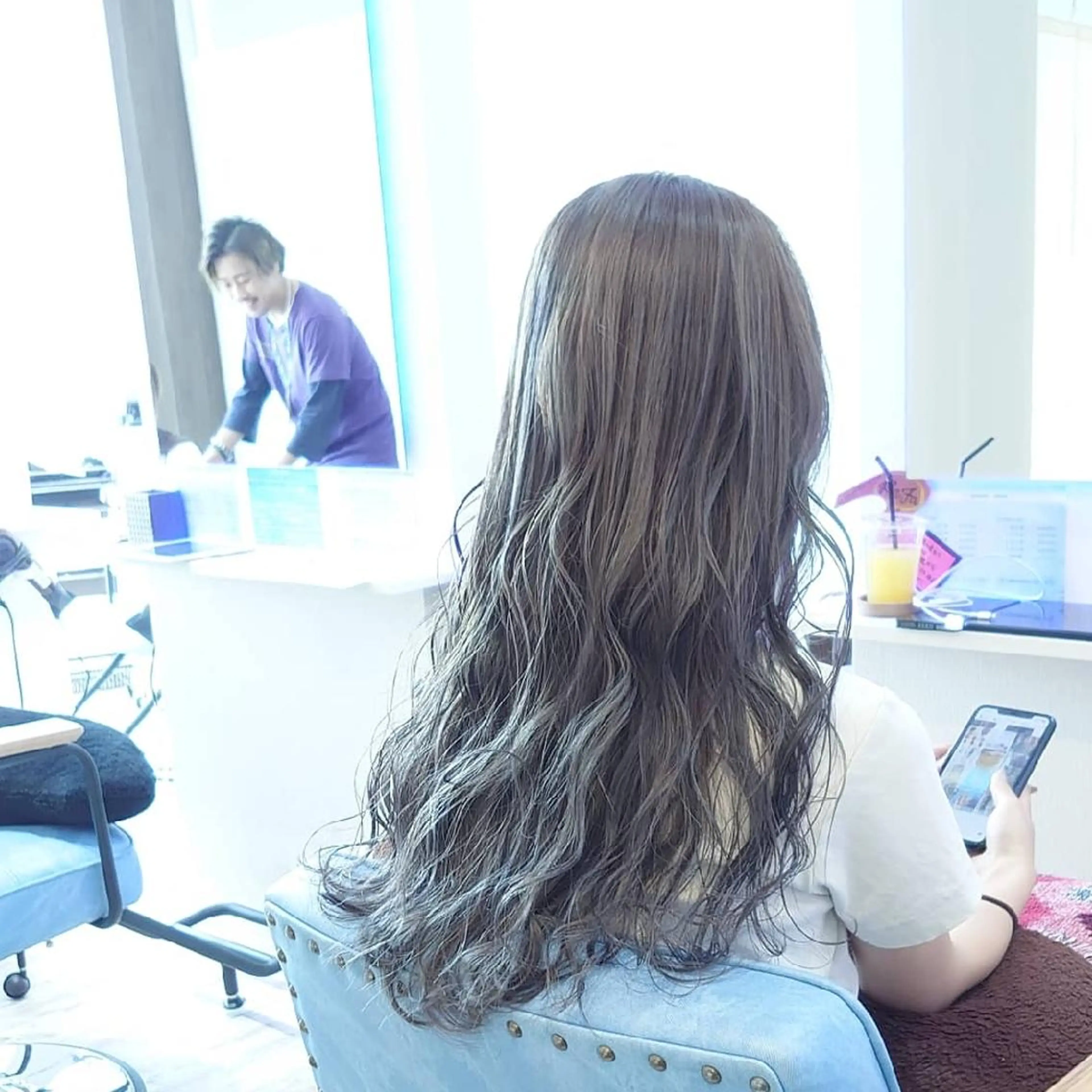 ロング カラー ヘアアレンジ ヘアカラー トリートメント 小林 伸行のヘアスタイル