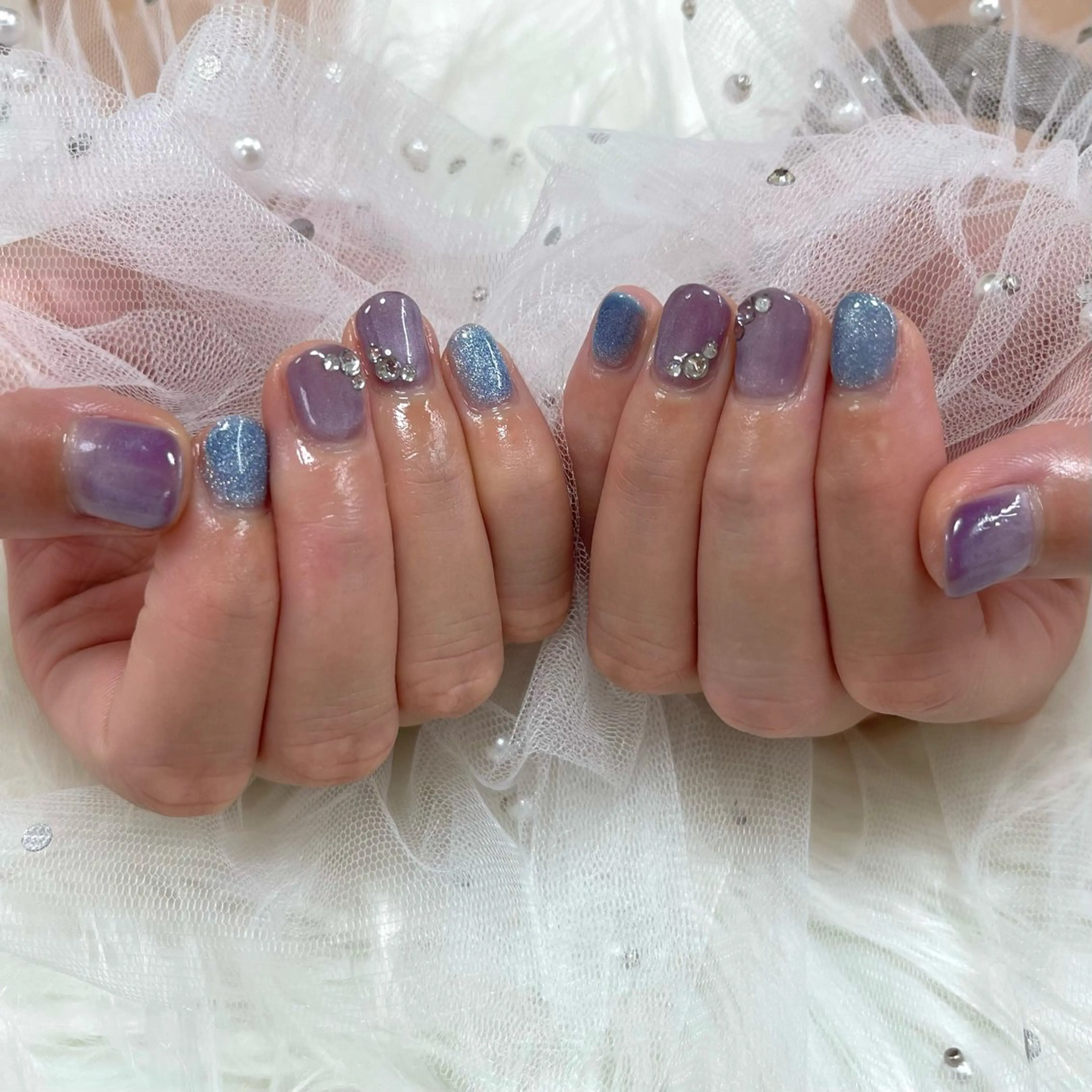 ネイル マグネットネイル ストーンネイル ハンドネイル SHINE nail salonのネイルデザイン