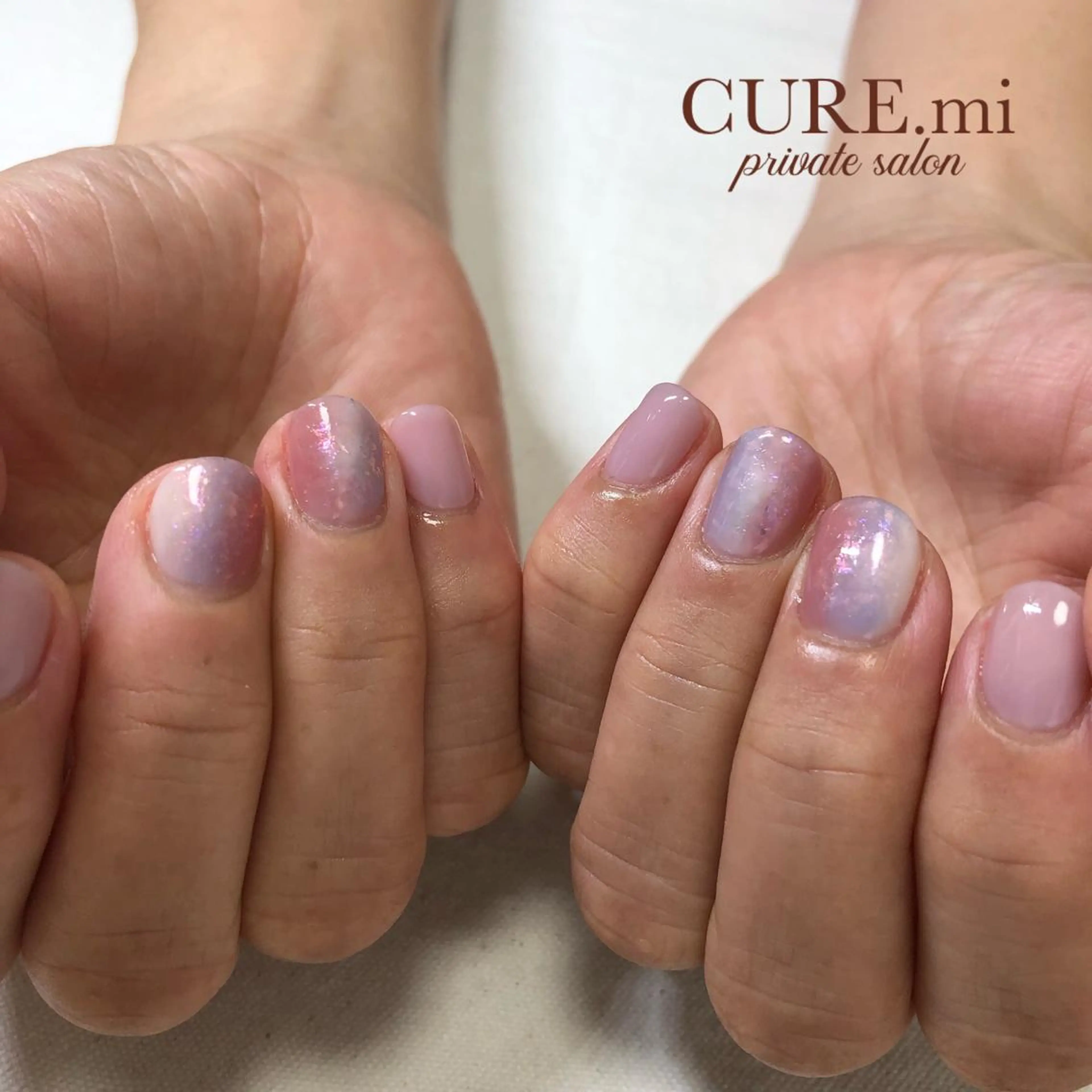 ネイル オーロラネイル ピンク ハンドネイル ハンドケア 伊藤 美香のその他イメージ