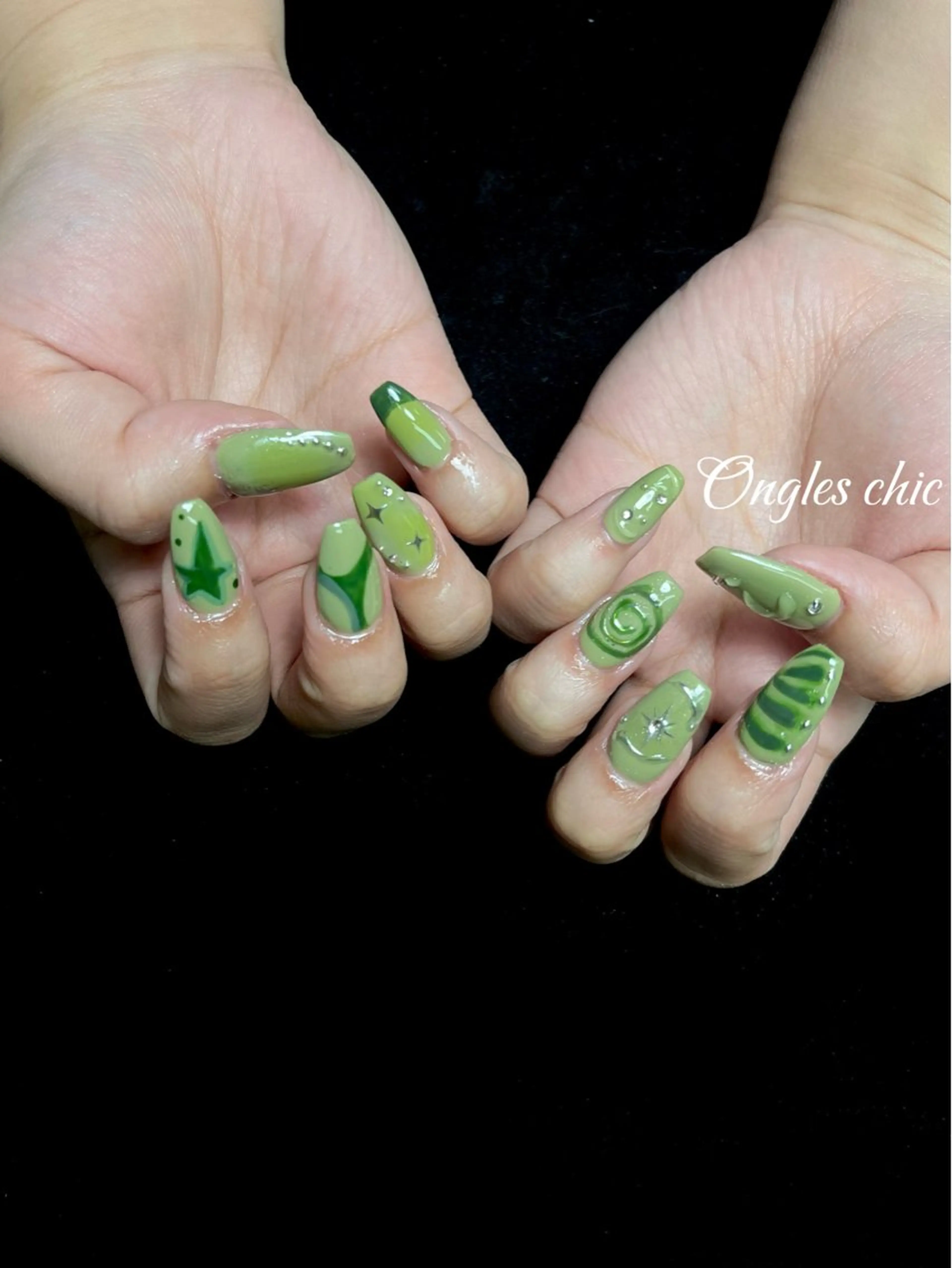 ネイル ハンドネイル ongles chic24時間営業のネイルデザイン
