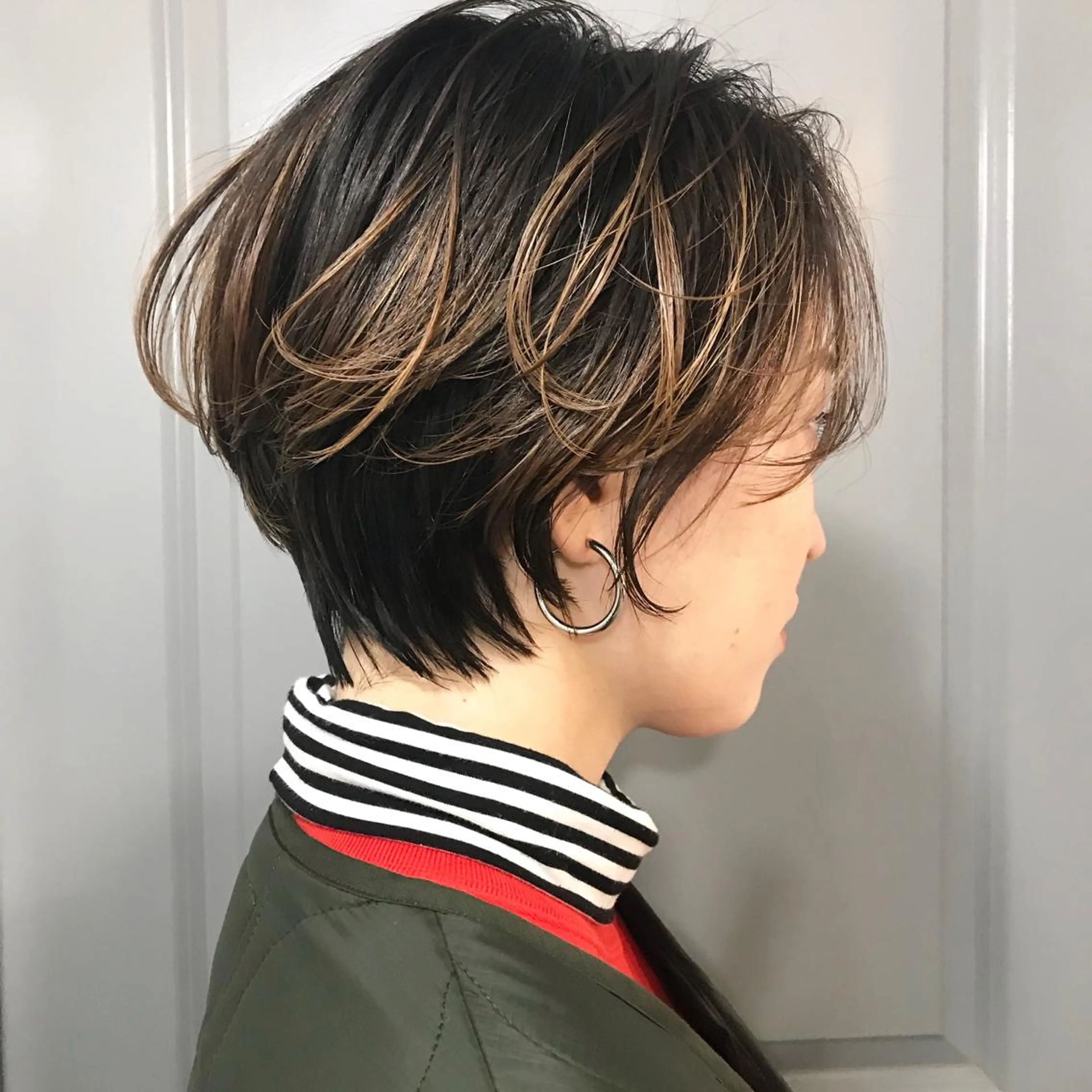 ショート カラー ショートヘア suvvy hairsalonのヘアスタイル