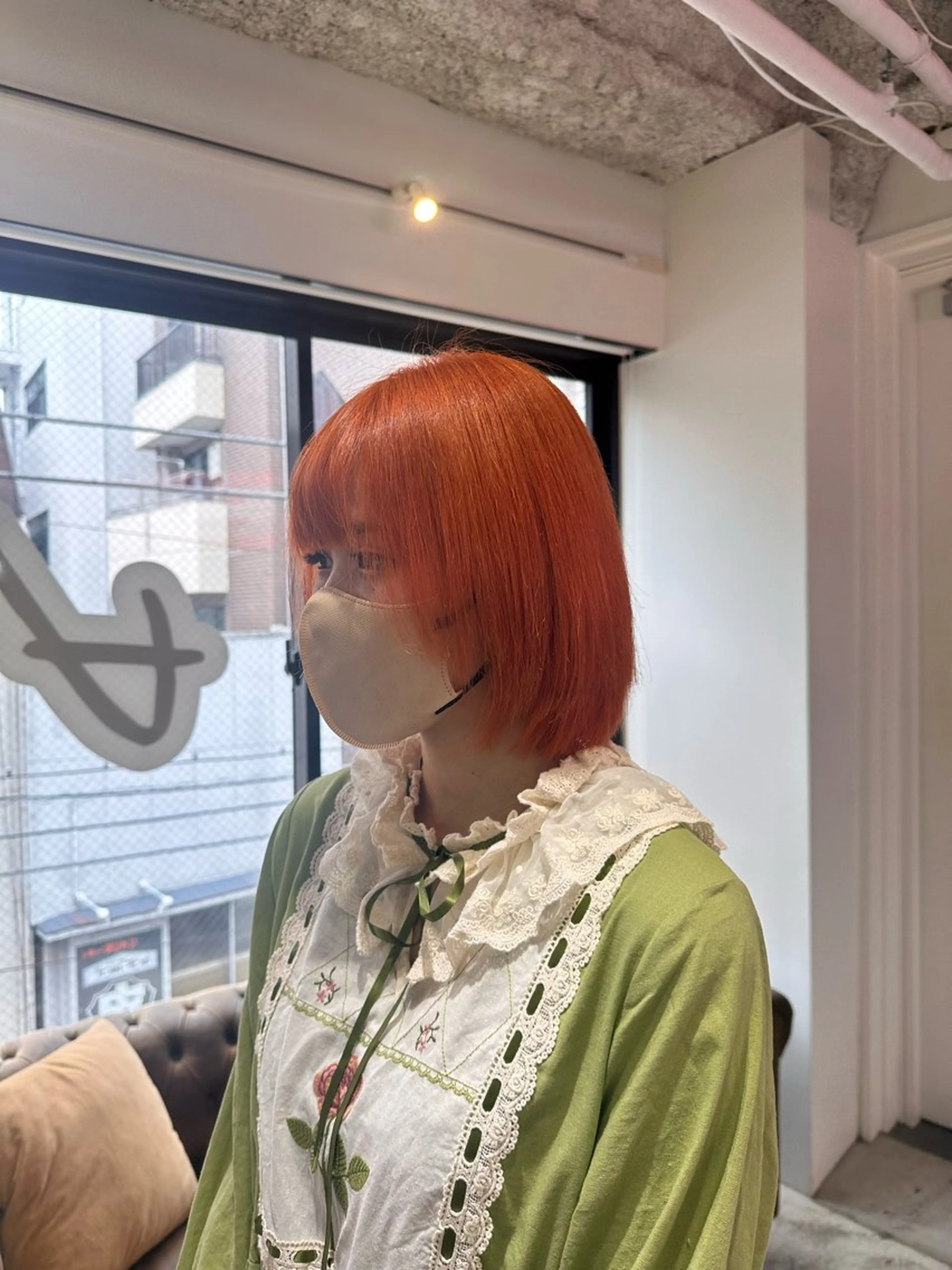 ミディアム カラー ヘアカラー トリートメント ヘアセット 高明度ハイトーン× ショート/莉音🧤のヘアスタイル