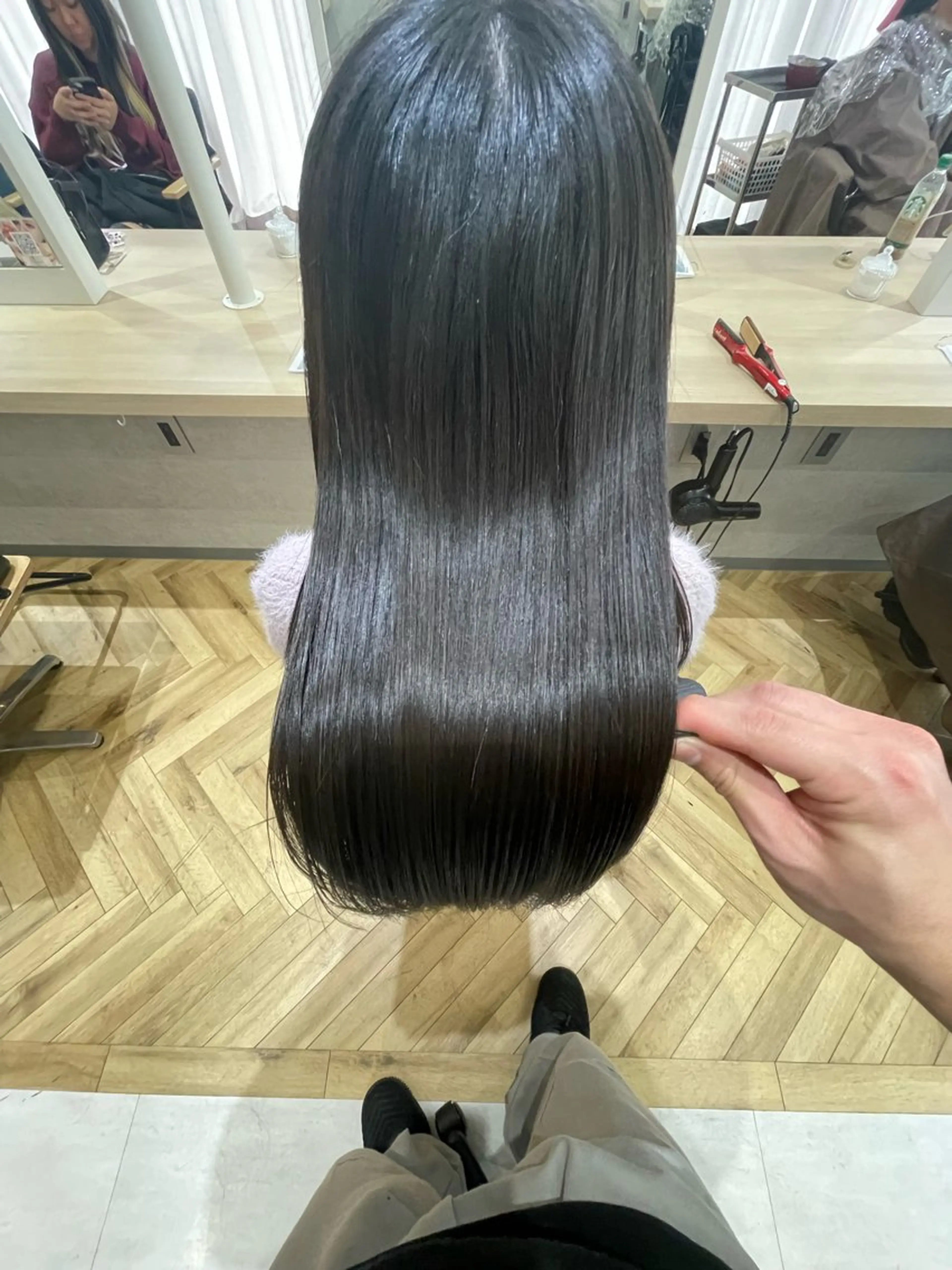 ロング Zina 福岡天神所属・フェイスレイヤー/ 小顔/髪質改善　関のヘアスタイル