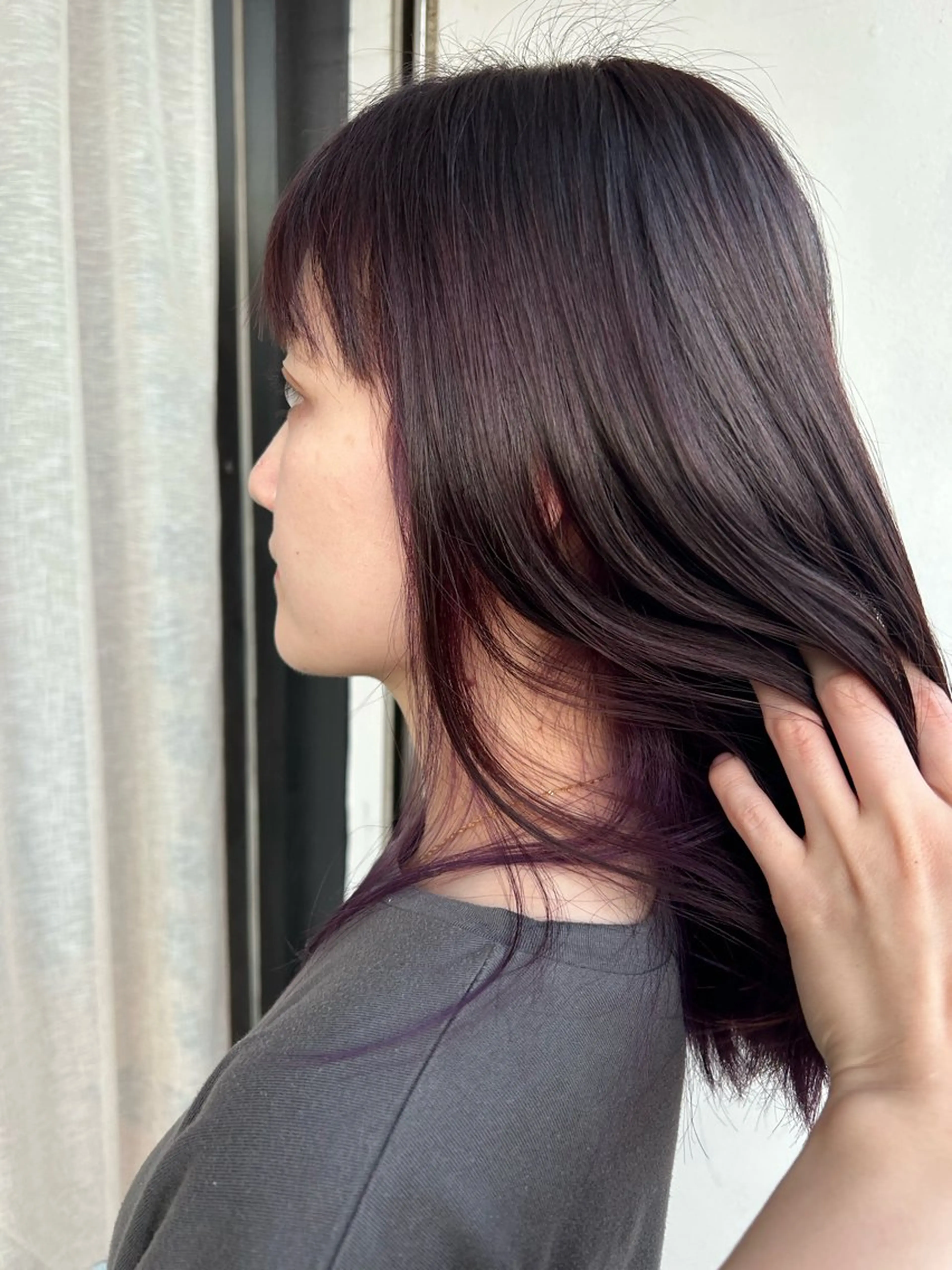 ロング カラー ブリーチ ピンクカラー ピンクパープル パープルカラー まるやま ゆいかのヘアスタイル