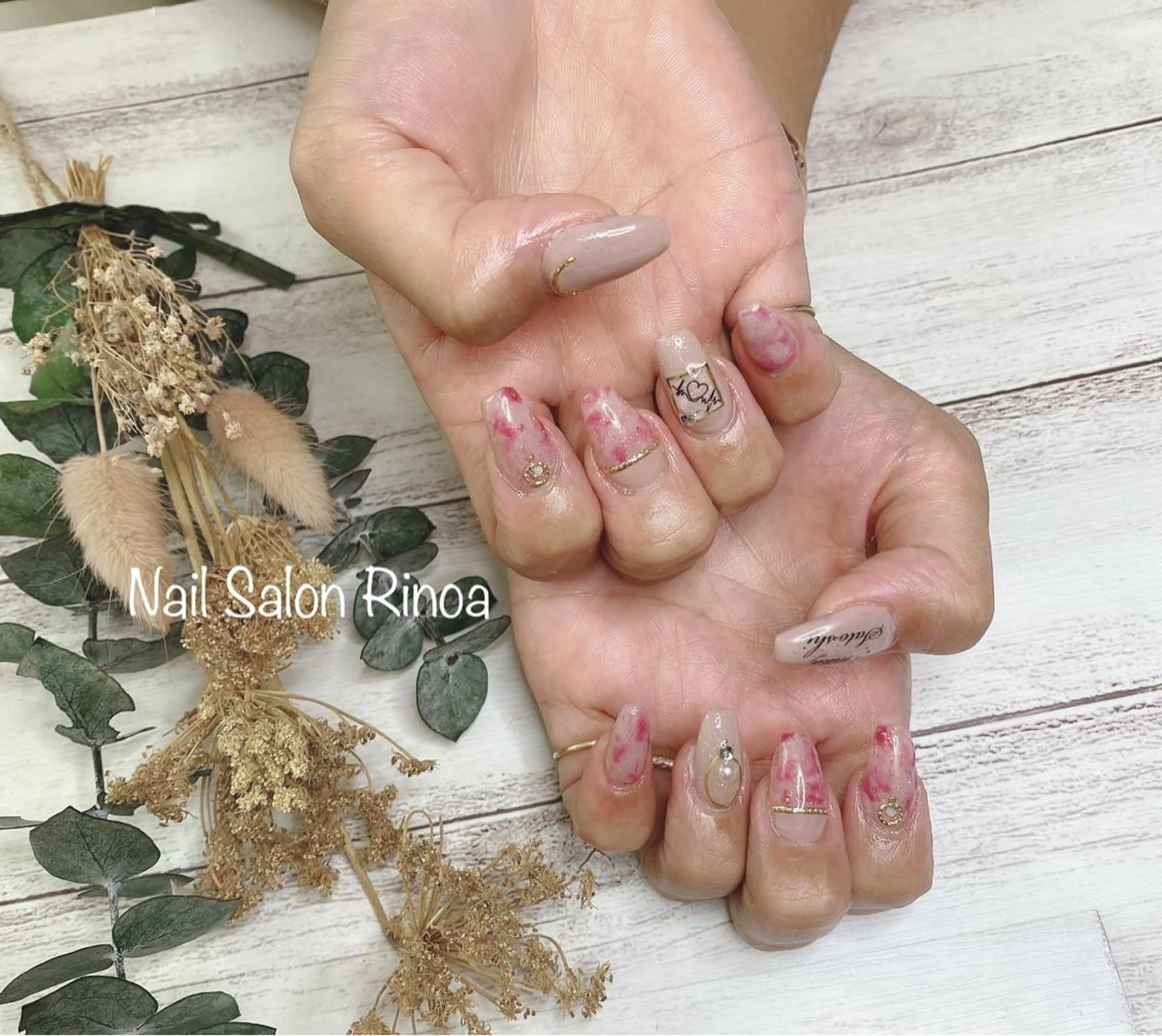 ネイル Nail Salon Rinoaのネイルデザイン