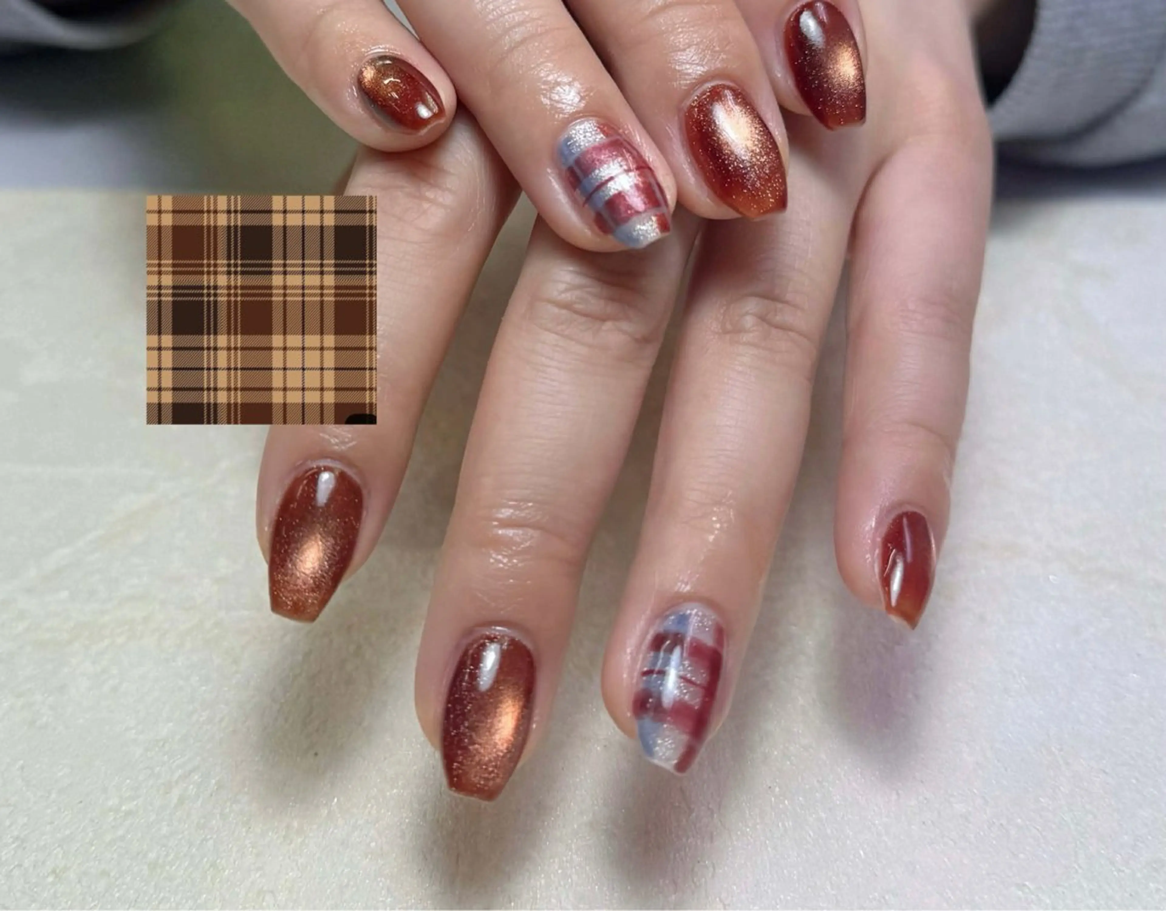 ネイル アートネイル オーロラネイル 長さ出し フレンチネイル ジェルネイル ハンドネイル 中野駅から2分 MEO NAILのネイルデザイン