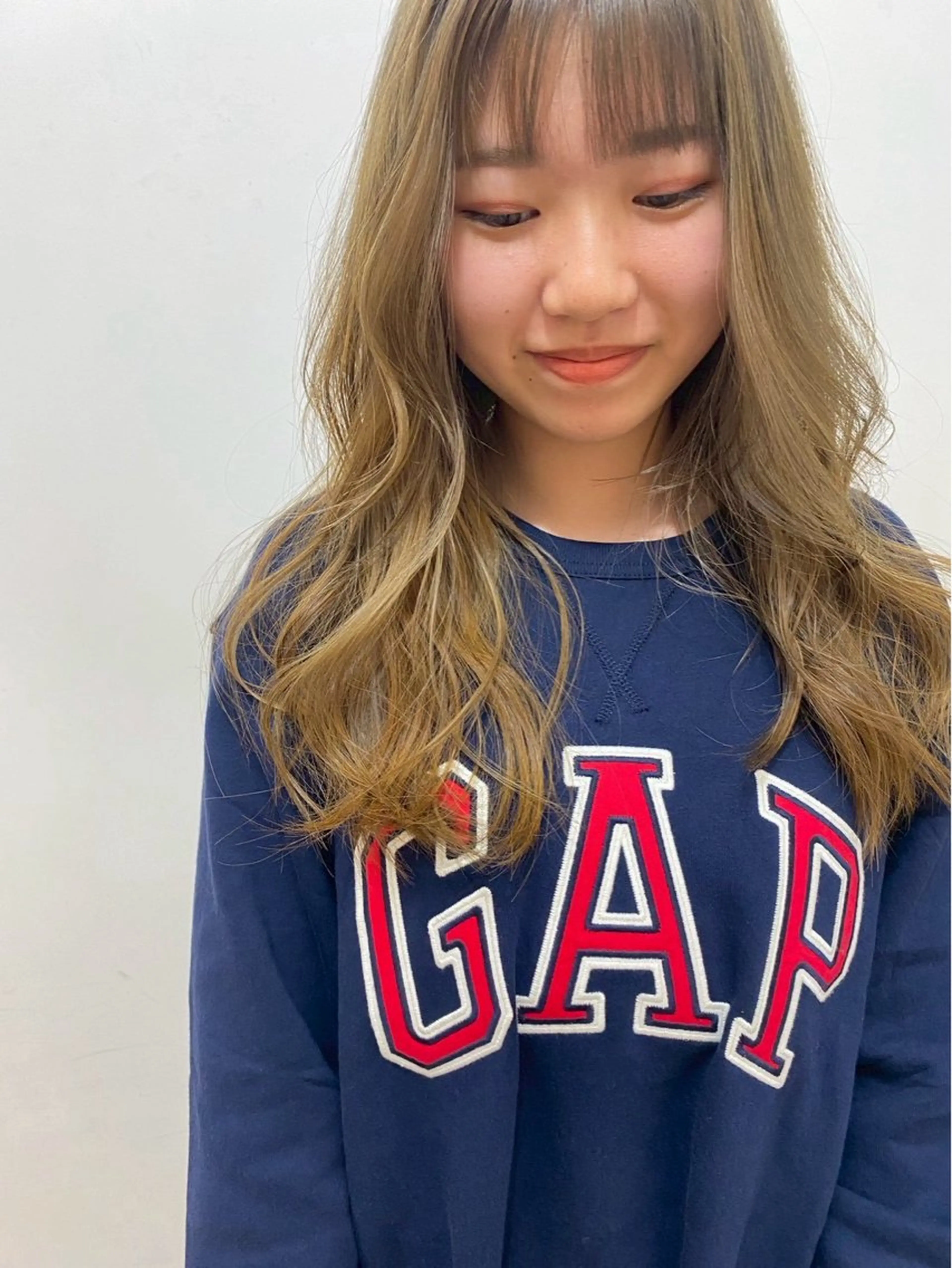 ロング ヘアカラー SHIZUKA👗レ イヤー/透明感カラーのヘアスタイル