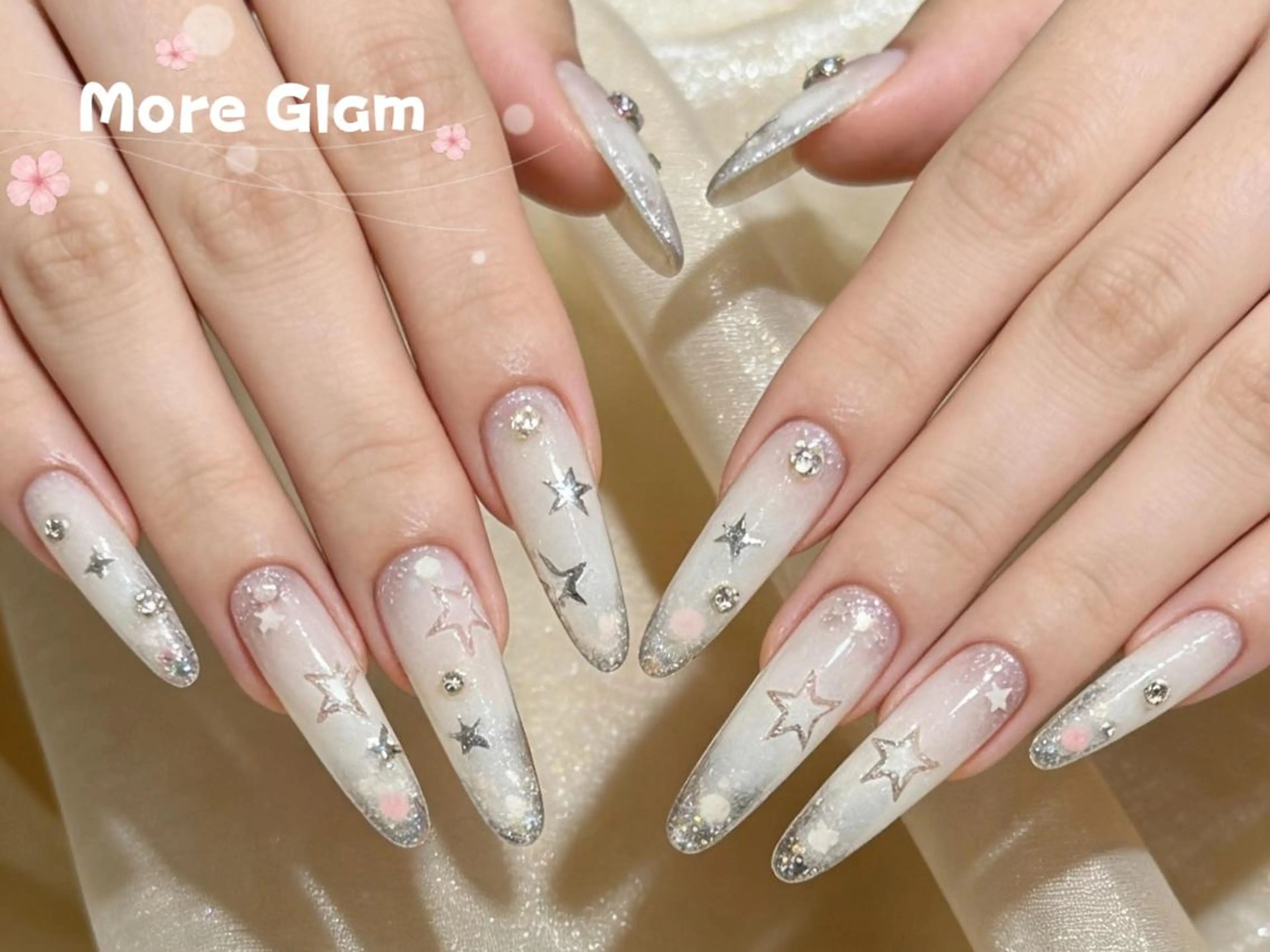 ネイル 韓国ネイル オフィスネイル ネイルチップ More Glam 池袋東口店のネイルデザイン