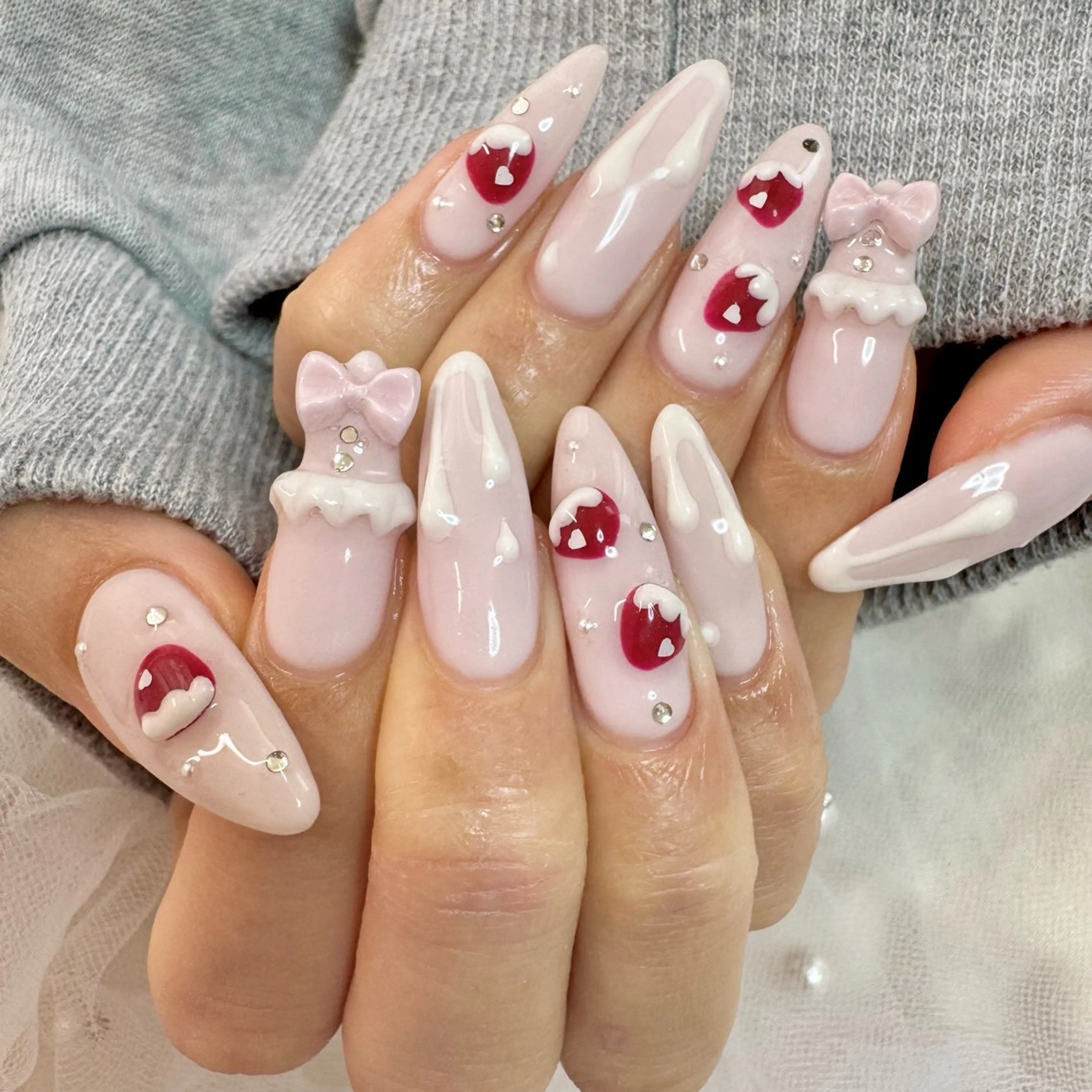 ネイル ハンドネイル nail salon e'mu💐のネイルデザイン