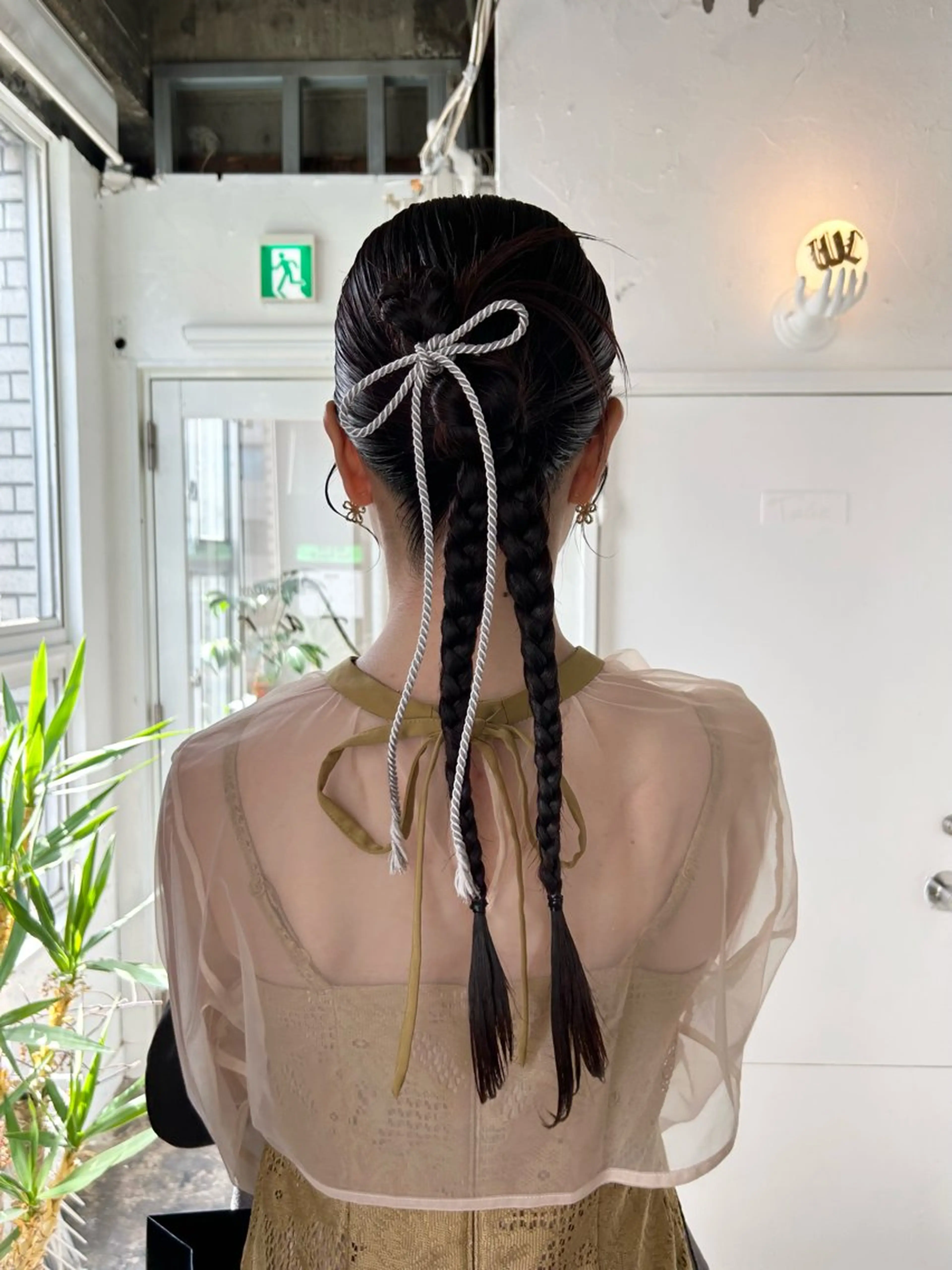 ヘアアレンジ(希望のスタイルがある場合1週間前にご予約お願いします🙇‍♀️)飾りはお客様持参になりますの写真