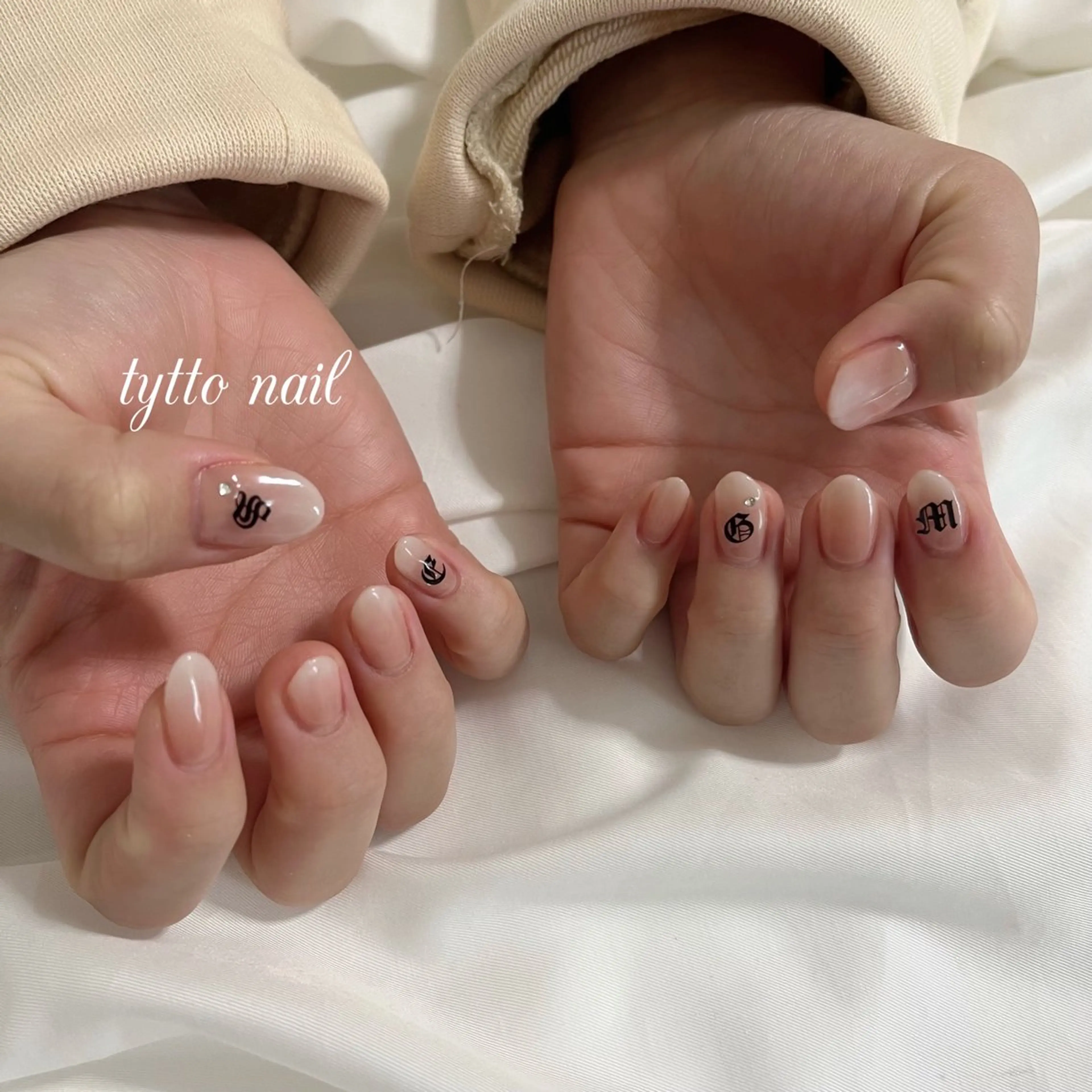 ネイル グラデーション オフィスネイル ピンク シンプルネイル ハンドネイル tytto nail ❤︎‪‪eri‪‪のネイルデザイン