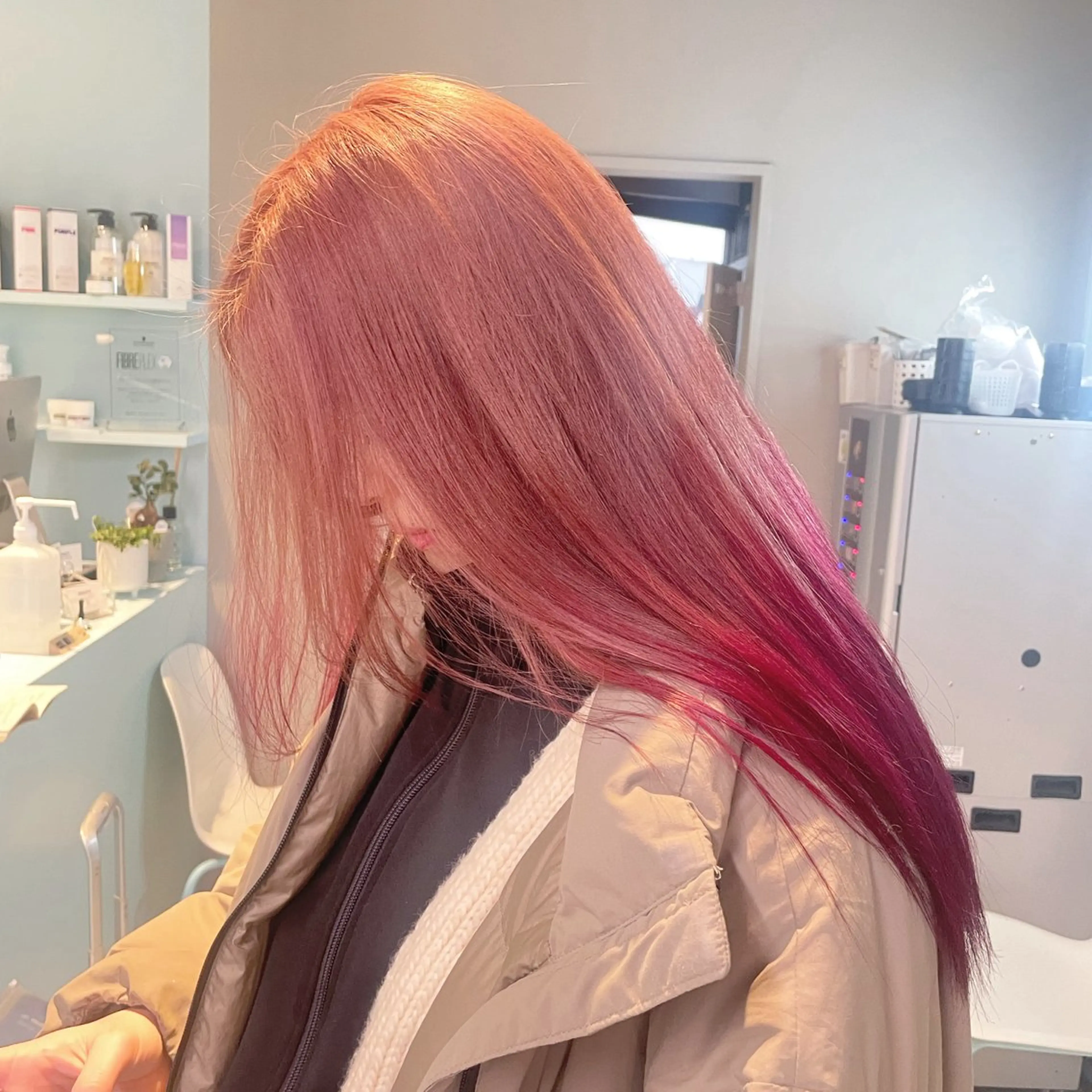 セミロング カラー カット ヘアカラー Salowin池袋East 店3F所属・【美髪矯正/絹髪】 🎀hinano🎀のヘアスタイル