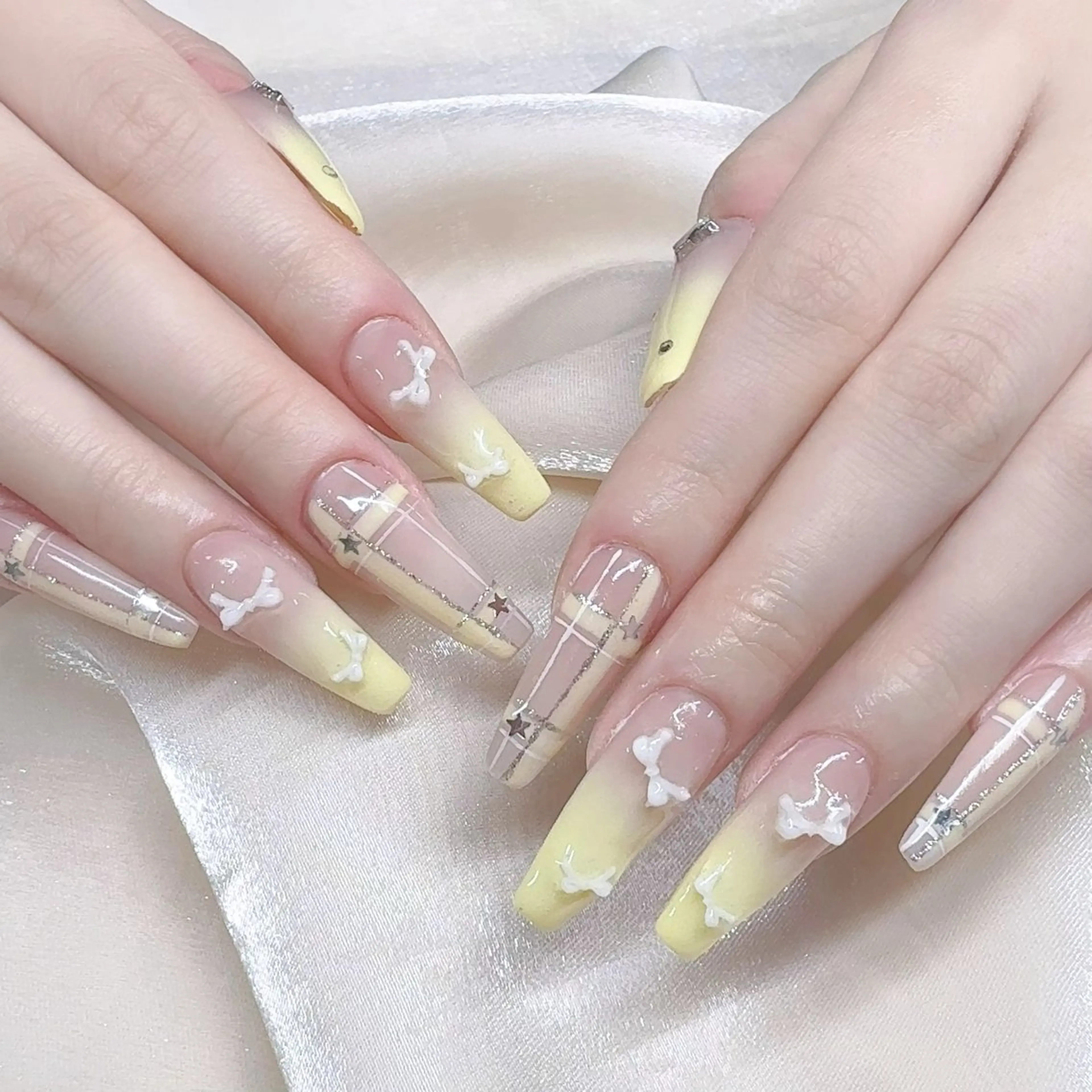 ネイル ハンドネイル NAILサロン 木にいるのネイルデザイン