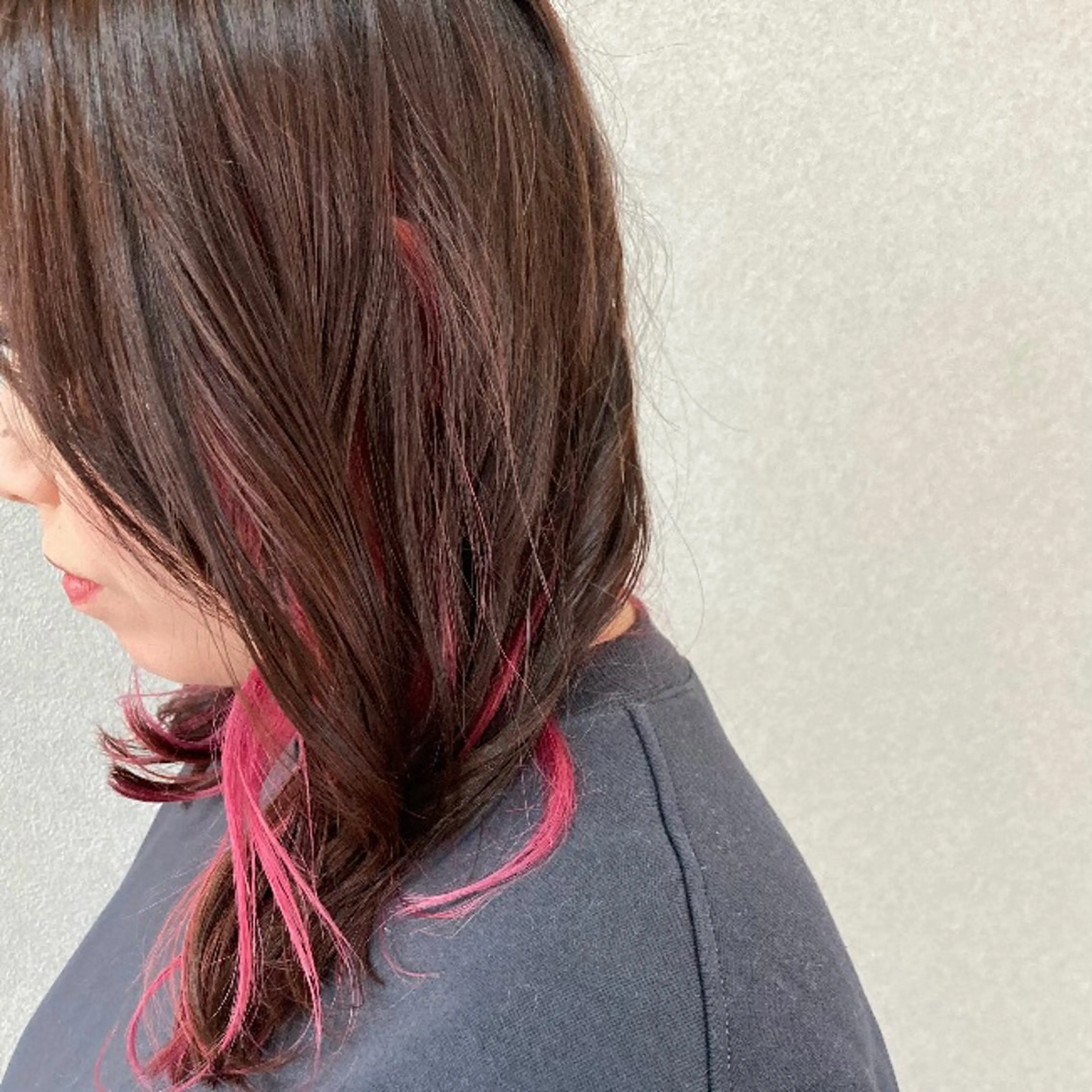 ミディアム カラー ブラウンカラー ピンクカラー ピンクブラウン ヘアカラー 前田 知輝のヘアスタイル