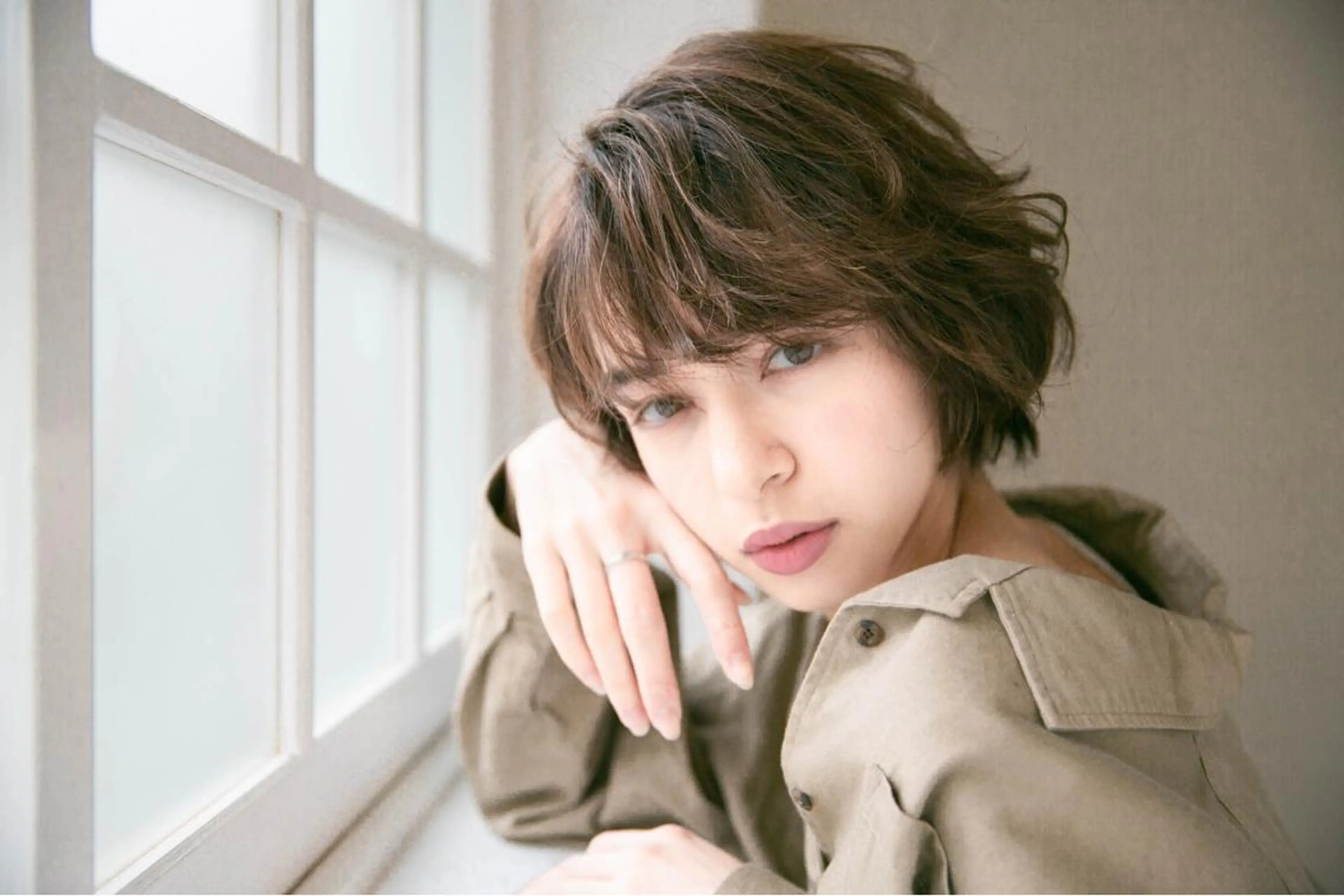 ショート カット 髪質改善ストレート、 カラー清野雄大のヘアスタイル