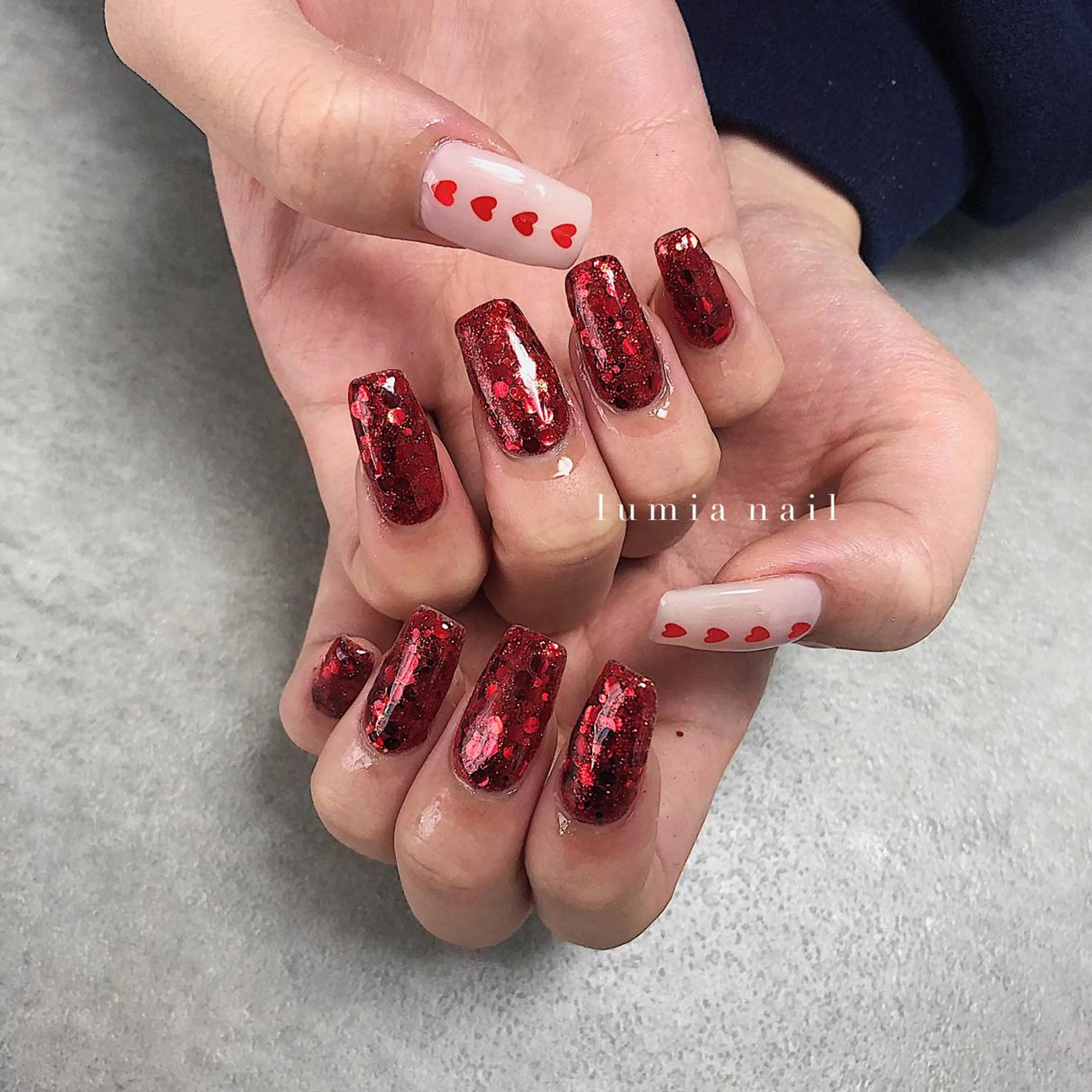 ネイル Rine 放出 (リネ)のネイルデザイン