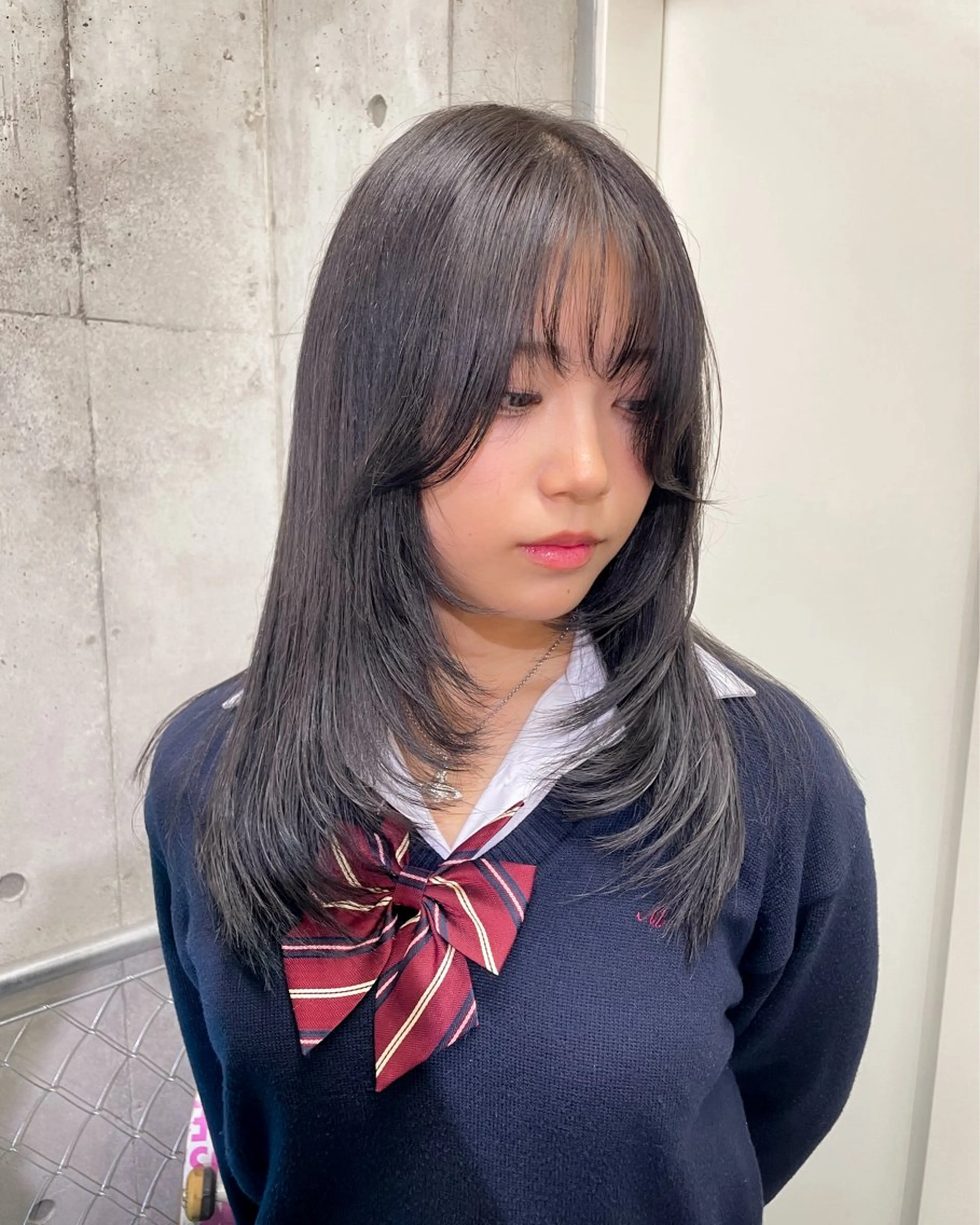 セミロング カット ハイトーン/ブリーチ /ウルフ⛓️MAKIのヘアスタイル