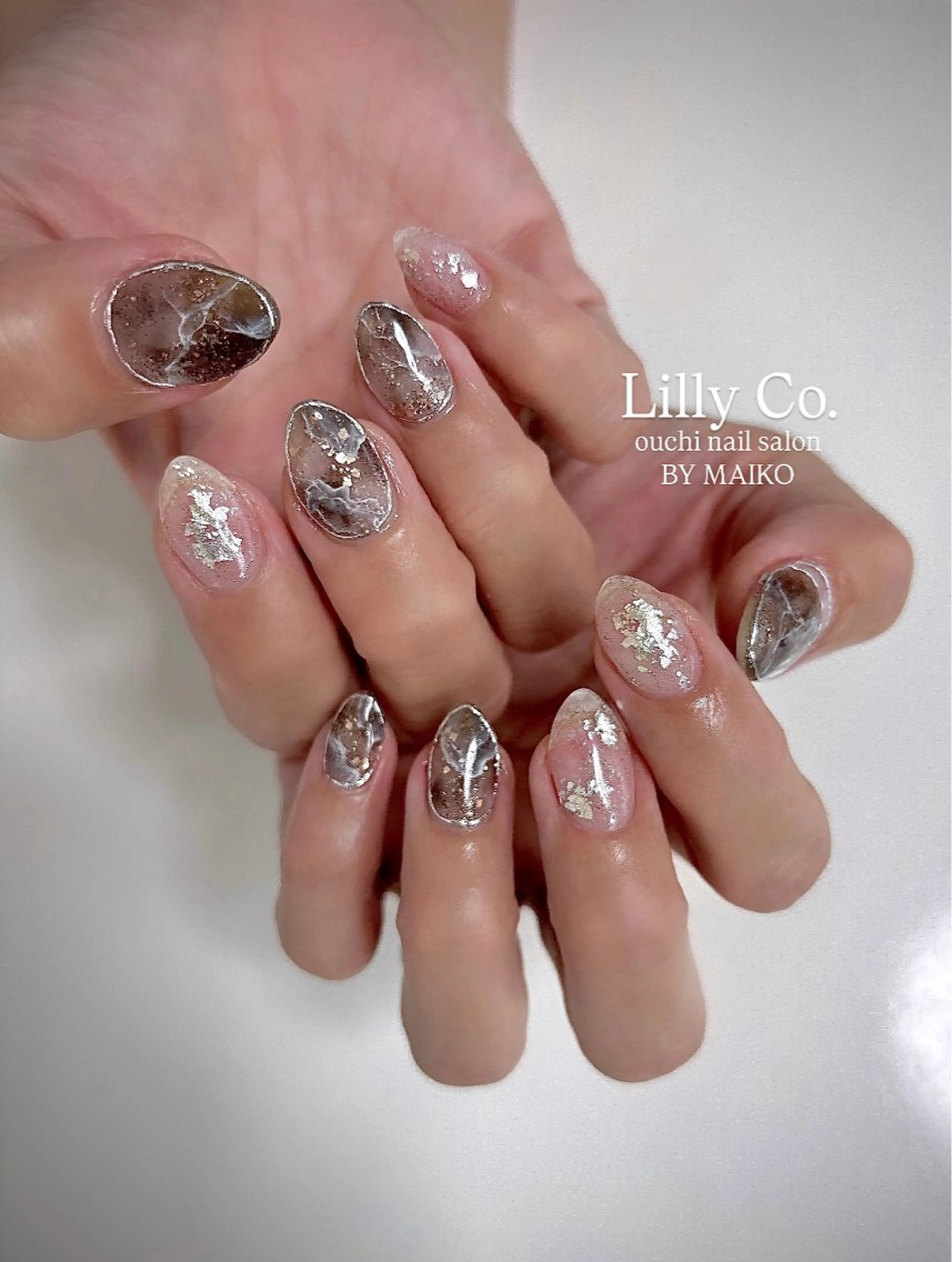 ネイル アートネイル ハンドネイル ハンドケア Lilly Co.のネイルデザイン