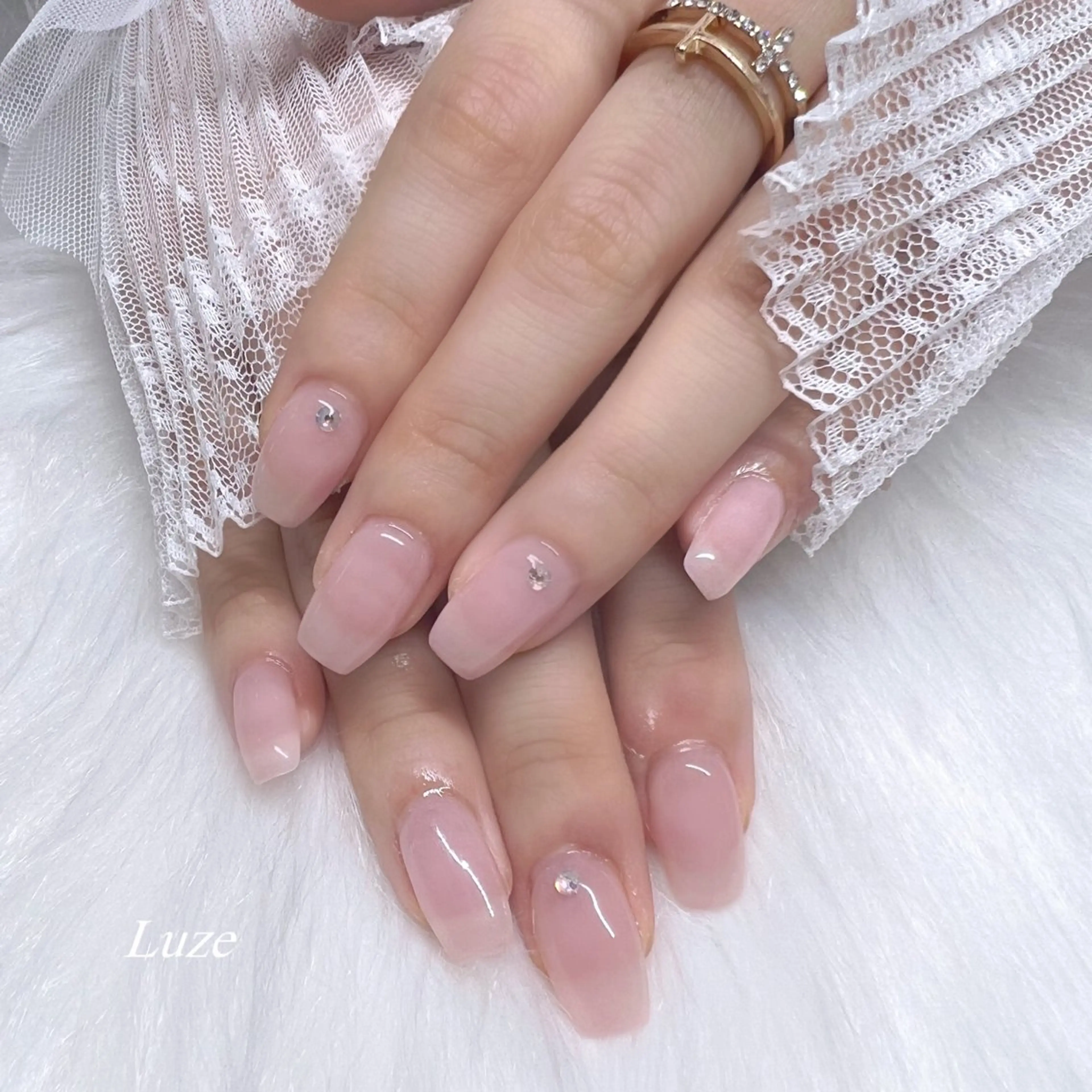 ネイル ワンカラーネイル Luze Whitening&Nail care所属・Luze 泉 明日花のネイルデザイン