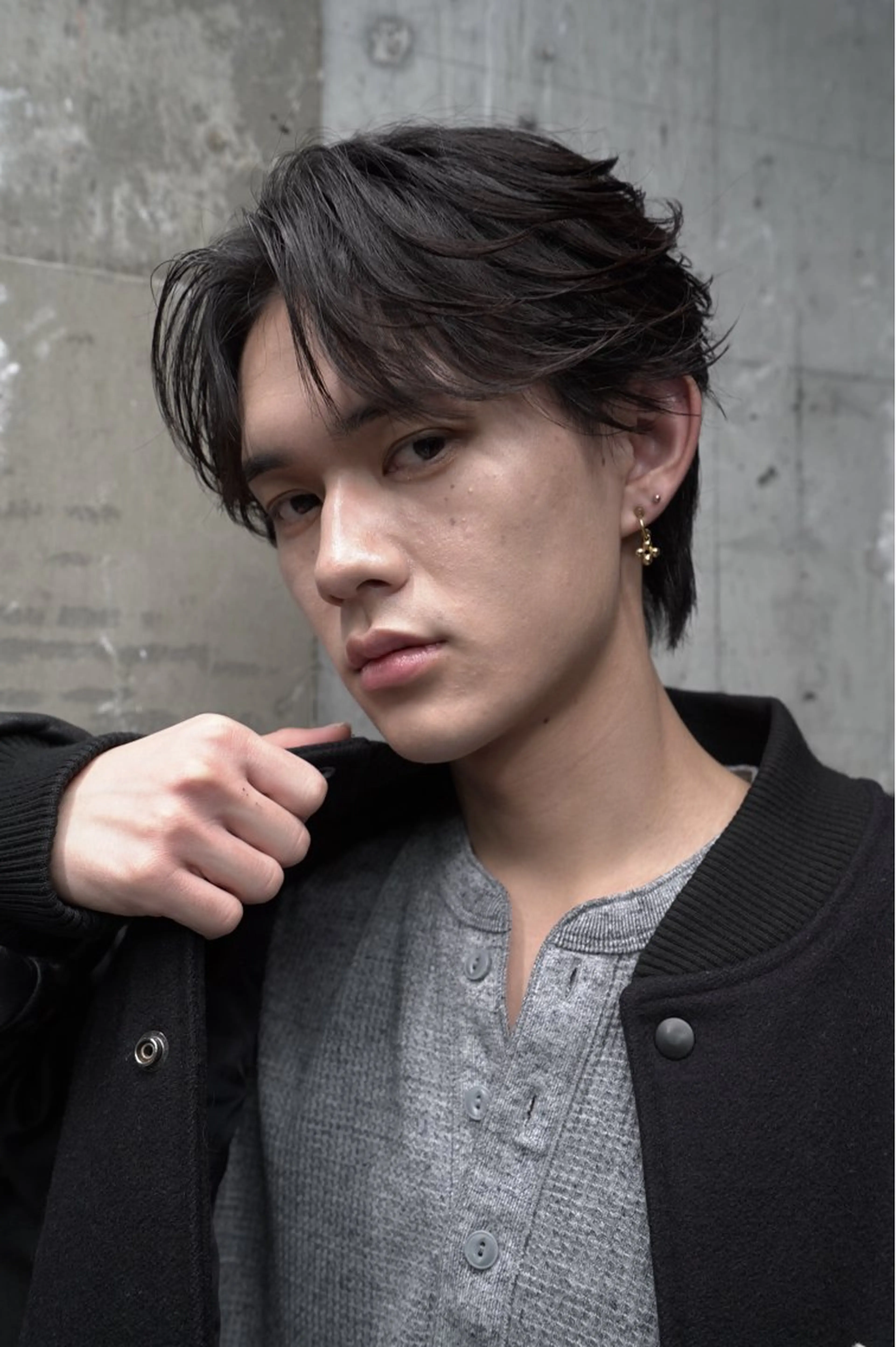 ミディアム カラー パーマ メンズ メンズブリーチ メンズハイライト メンズハイトーン メンズインナーカラー メンズ韓国風 カット トリートメント スパイキーショート メンズ特化/鈴木美璃のヘアスタイル