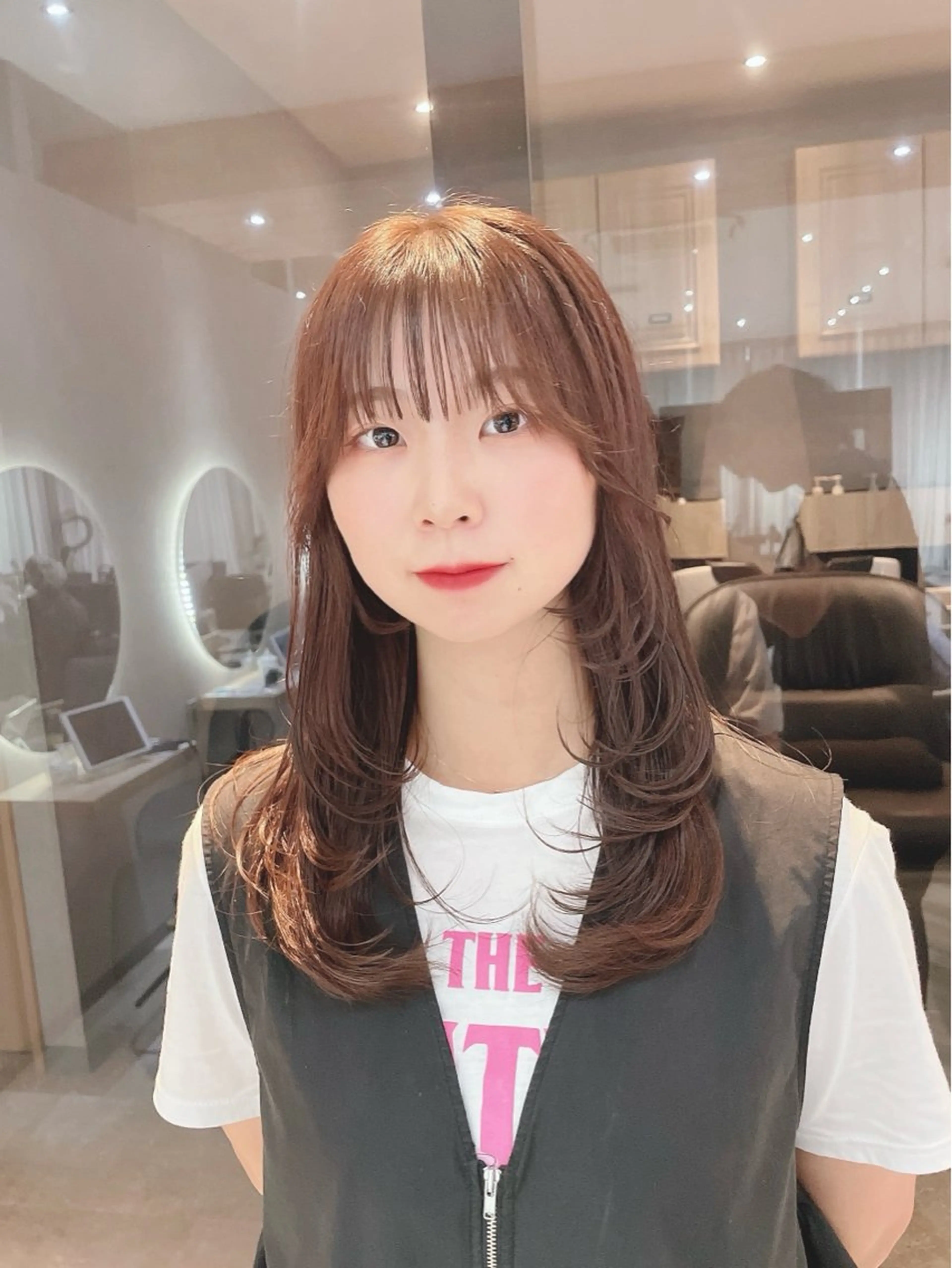 セミロング カラー Zina 福岡天神所属・フェイスレイヤー/ 小顔/髪質改善　関のヘアスタイル