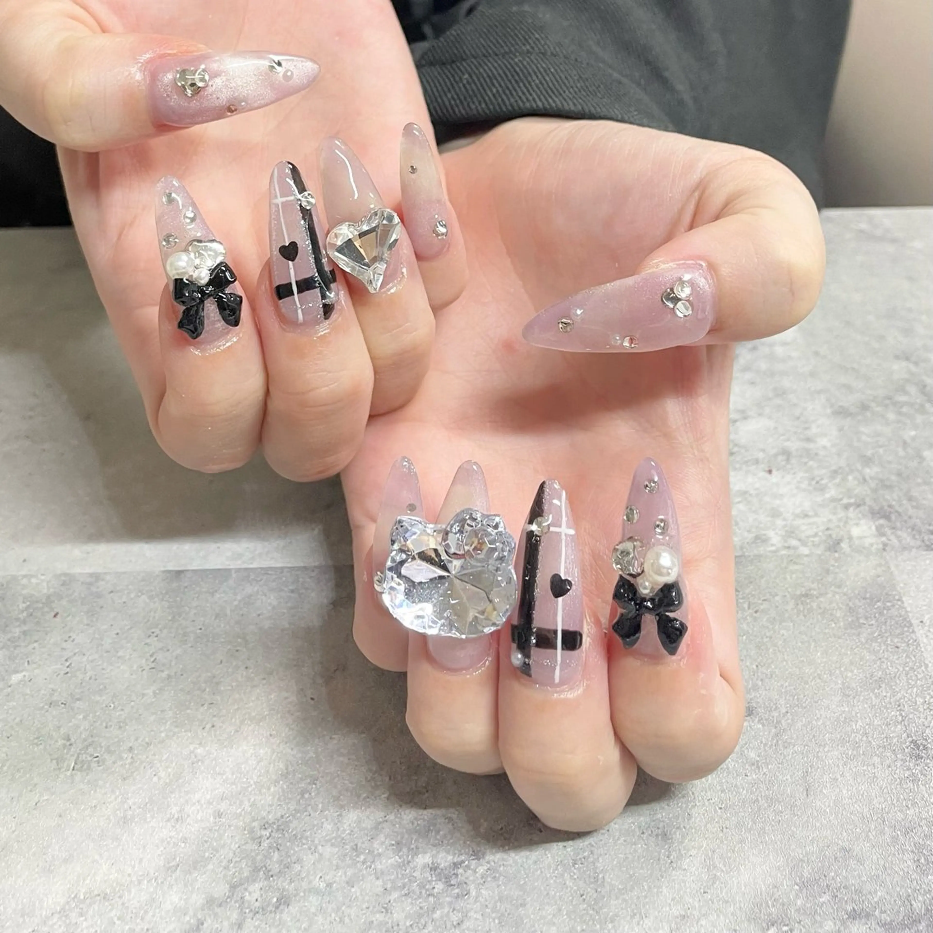 ネイル FELICE ﾌｪﾘｰﾁｪのネイルデザイン