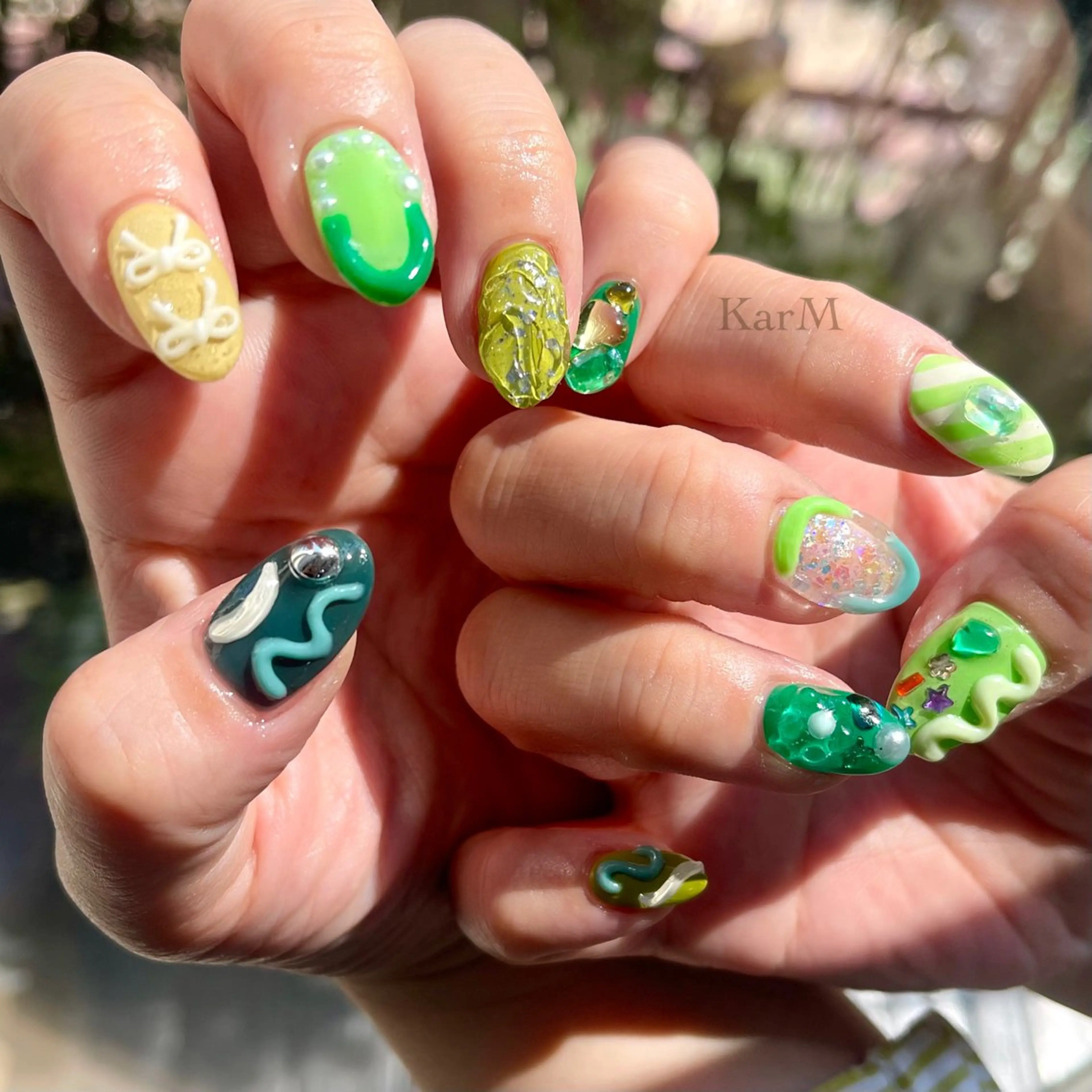 ネイル オーロラネイル チークネイル フラッシュネイル フレンチネイル グラデーション ハンドネイル ogino karinのネイルデザイン