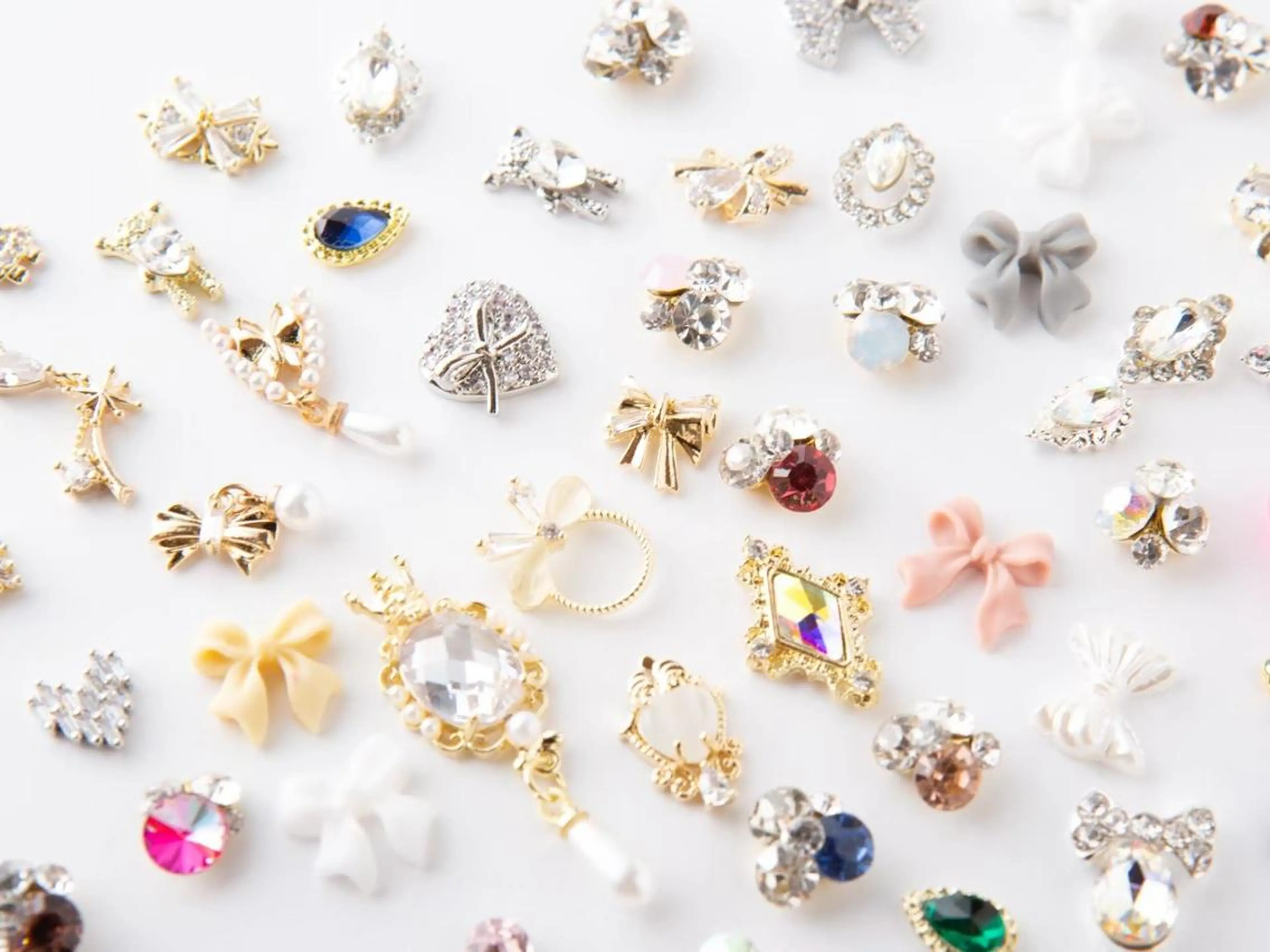 ネイル Tiary Nail Fのネイルデザイン