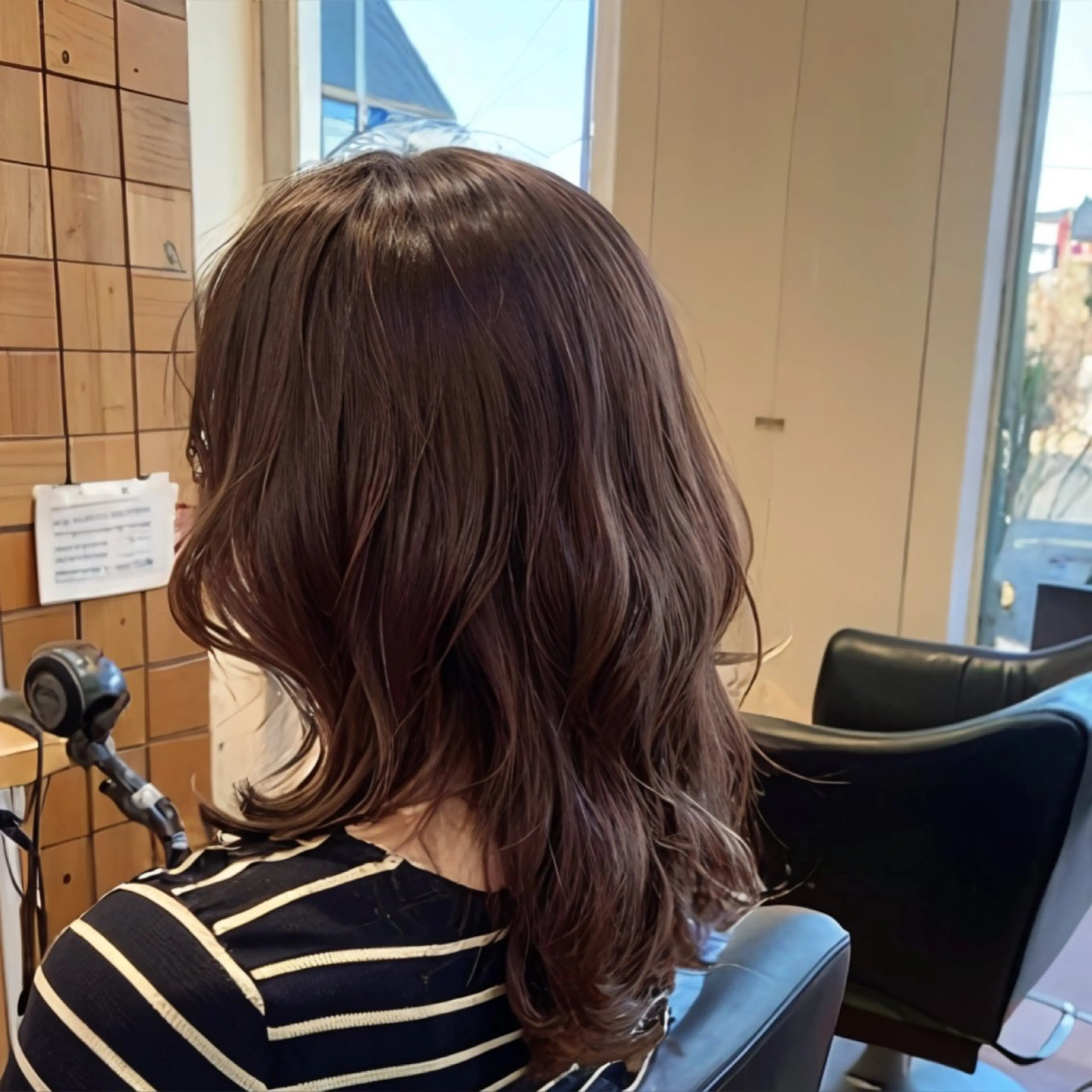 ミディアム カラー パーマ イヤリングカラー イルミナカラー ボブ レイヤーカット 縮毛矯正 カット ヘアカラー 秋山知穂🌸縮毛矯正 ショートお任せ🌸のヘアスタイル