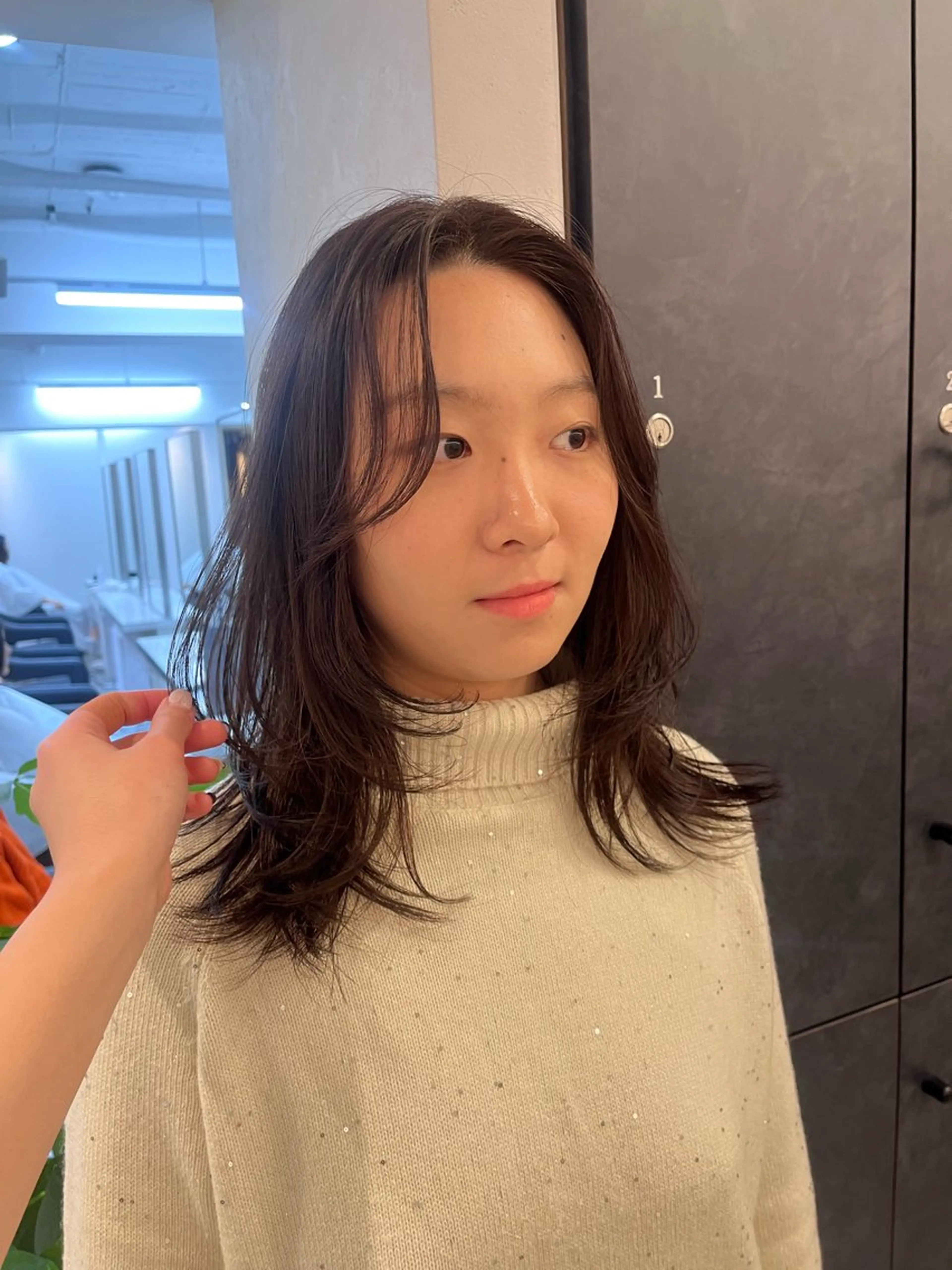 セミロング Viot 銀座 樋口 桃佳のヘアスタイル