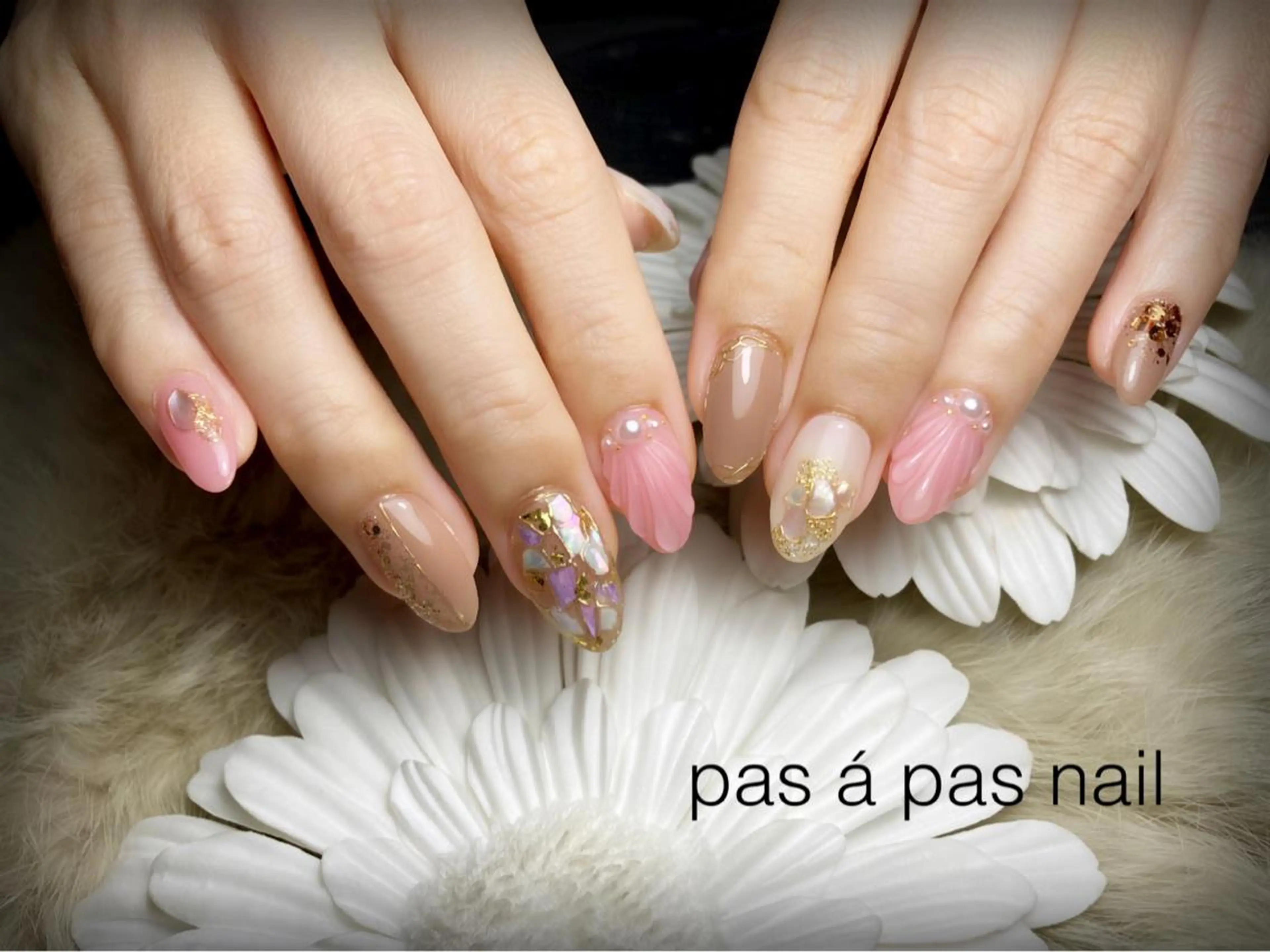 ネイル ハンドネイル Yakko pas á pasのネイルデザイン