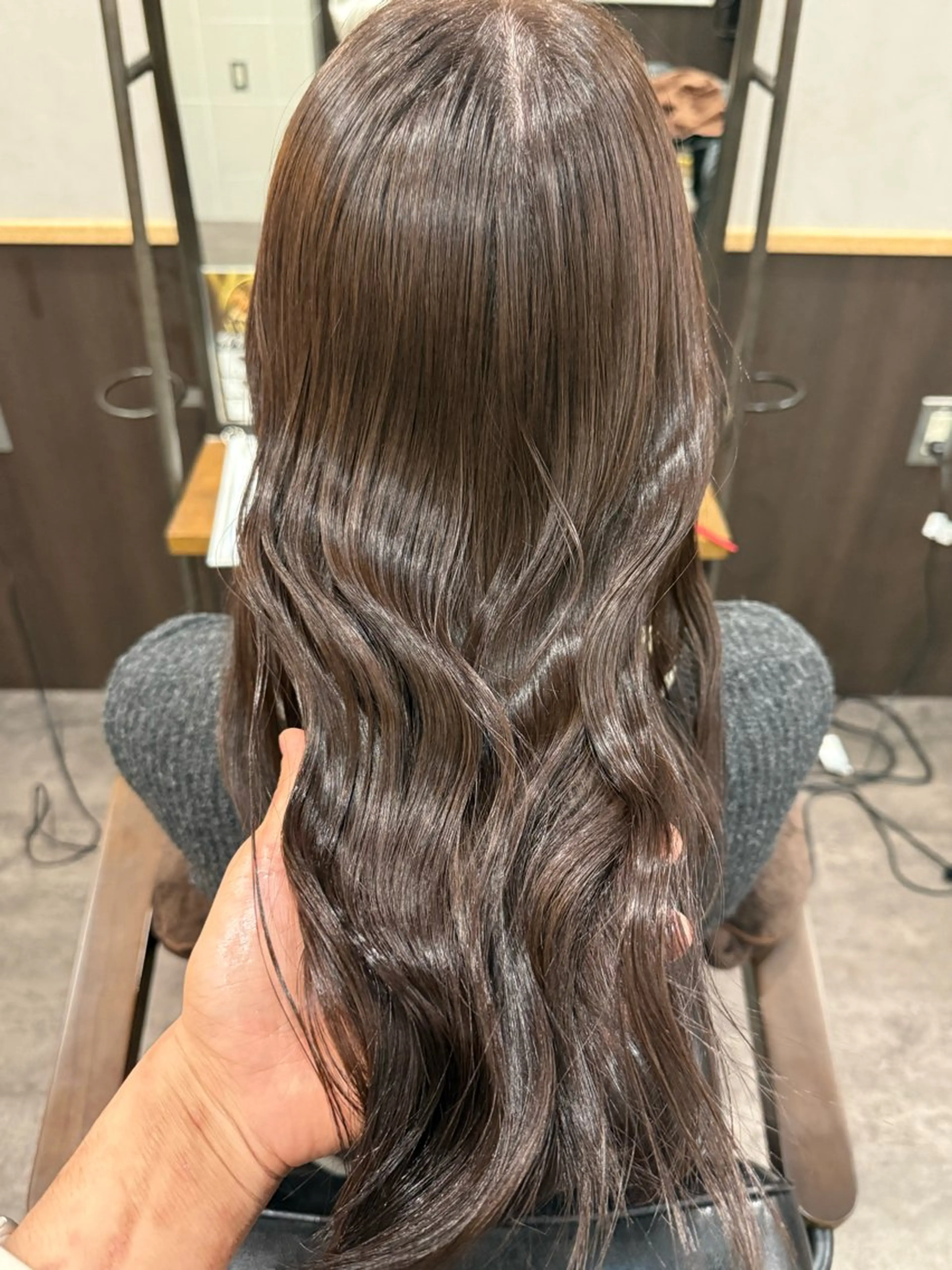 ロング カラー ブラウンカラー ラベンダーカラー ちゅる髪✨派手髪💖 ren💕のヘアスタイル