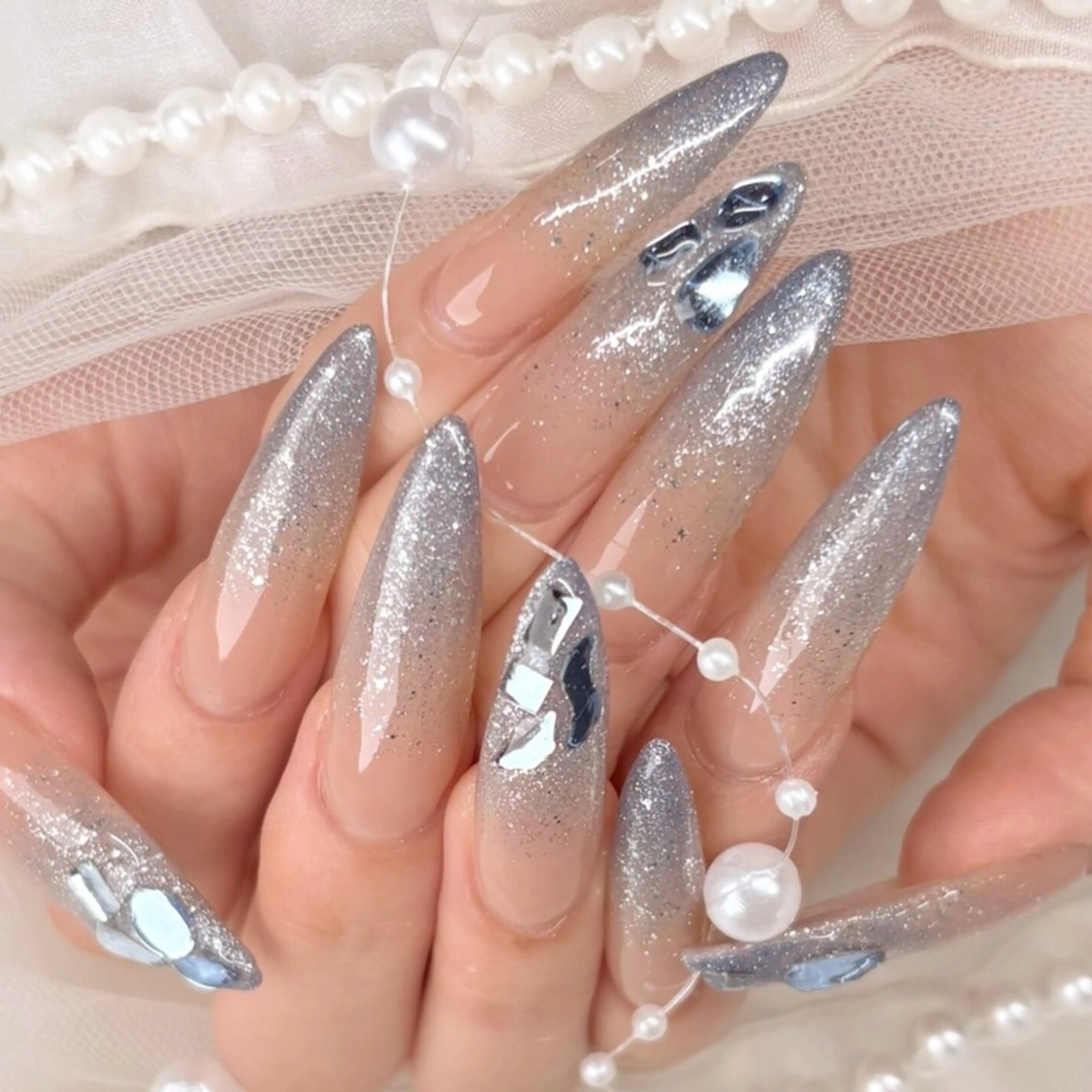 ネイル フラッシュネイル ロングネイル ハンドネイル joieang京橋店 SHURIのネイルデザイン