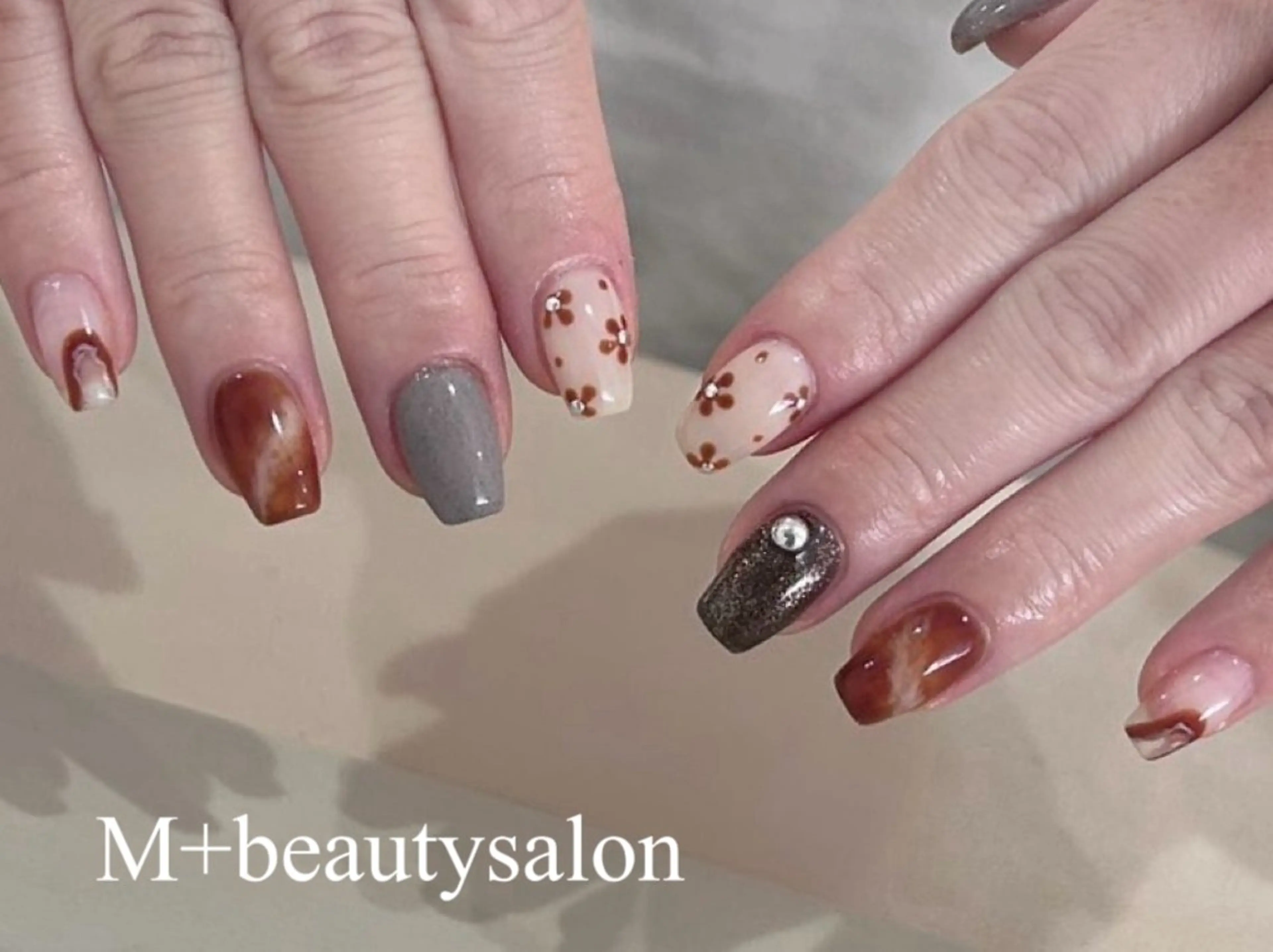 ネイル M+  Beauty Salonのネイルデザイン