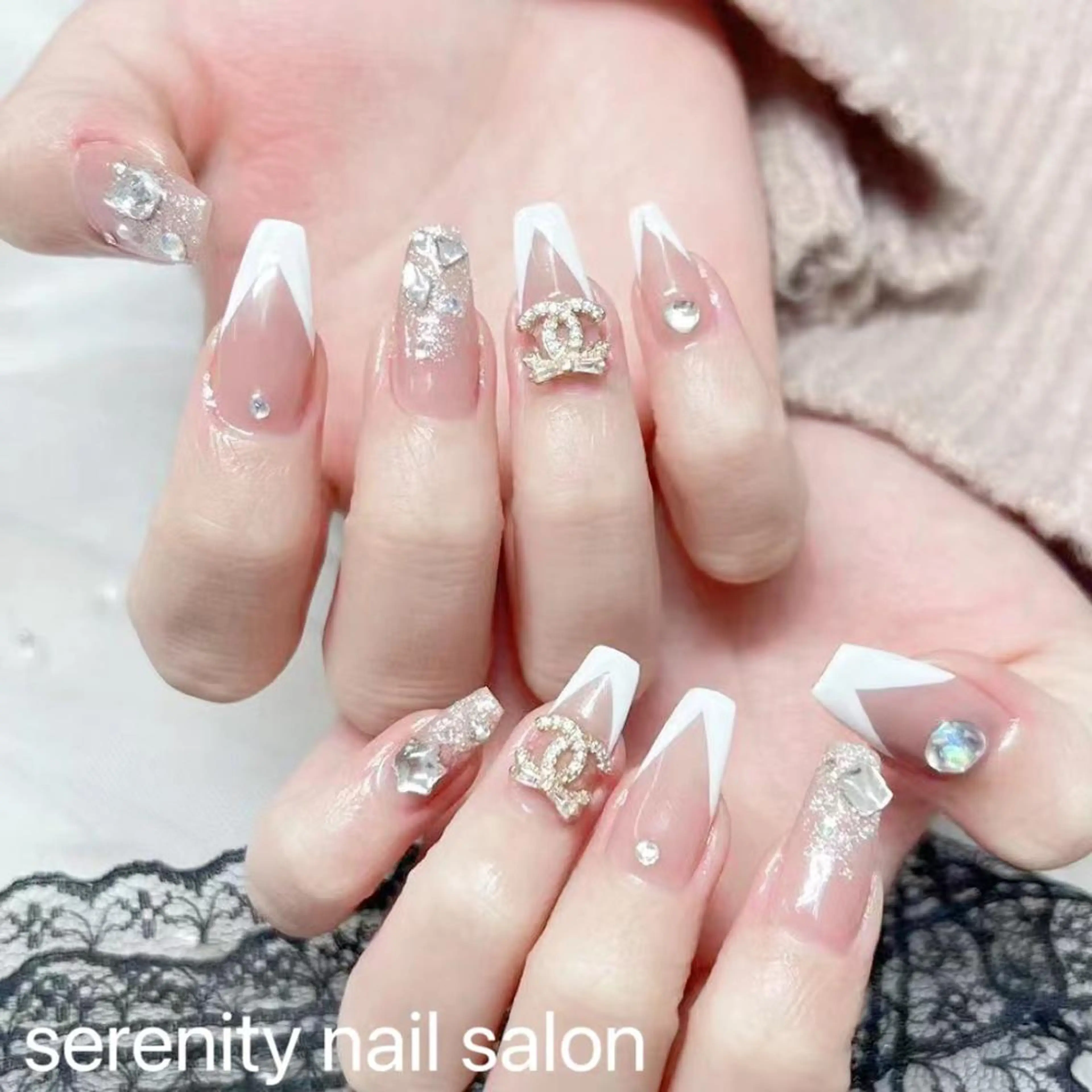 ネイル ハンドネイル ハンドケア ✨Serenity Nail salonのネイルデザイン