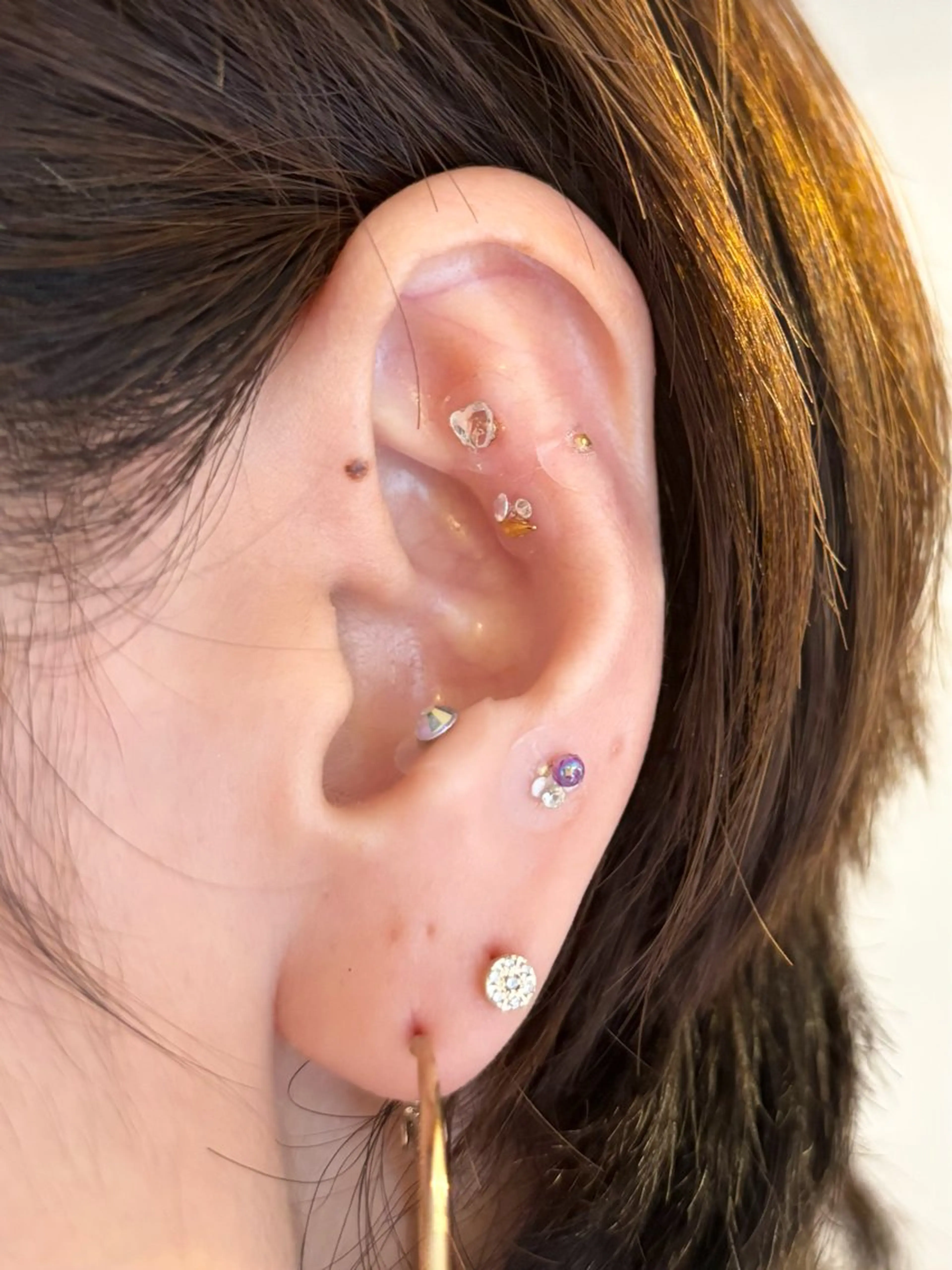 耳つぼジュエリー💎👂✨10粒1800円、15粒2500円‼️の写真