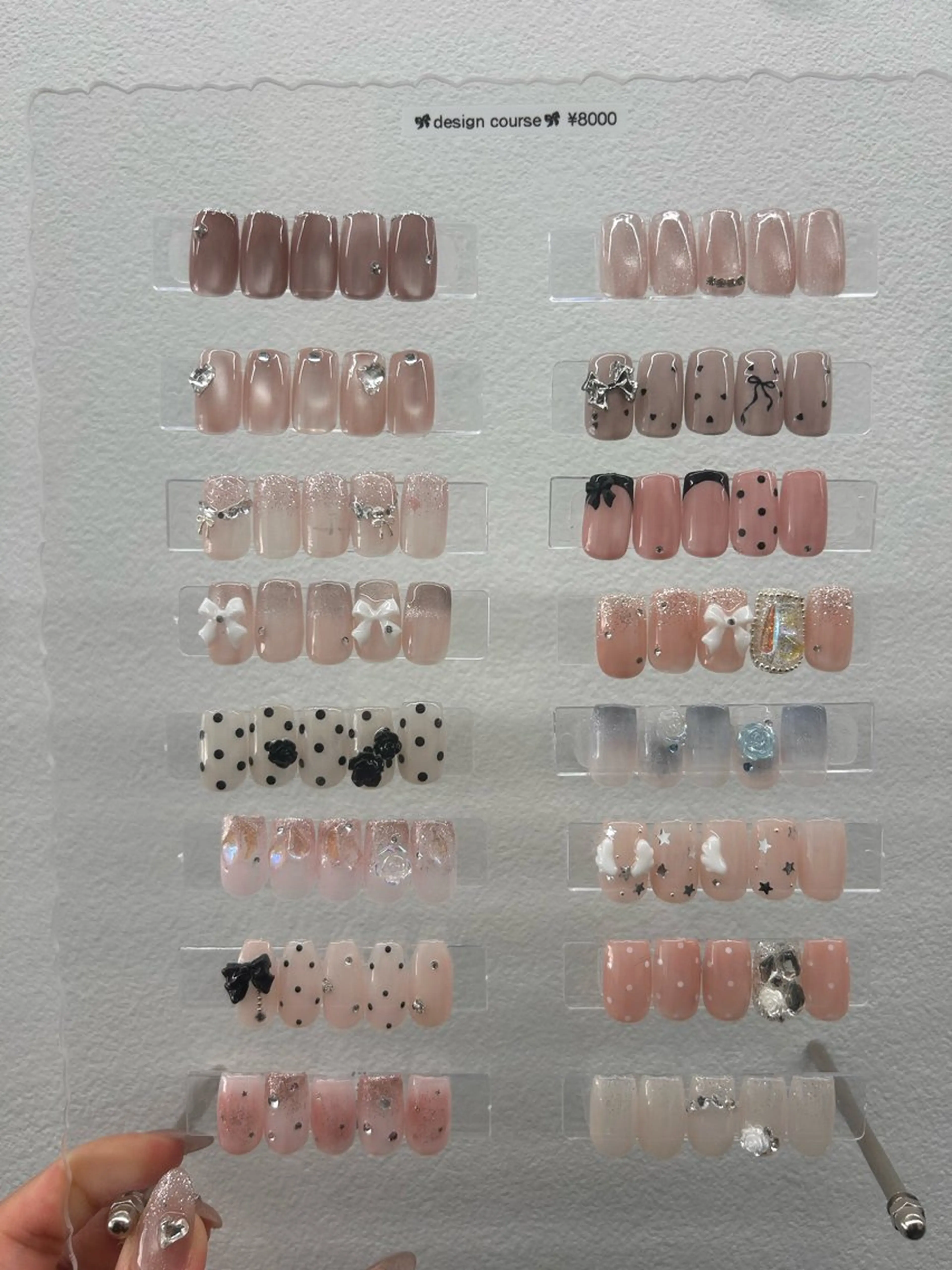 ネイル ハンドネイル EmaNail🎀 Haaruのネイルデザイン