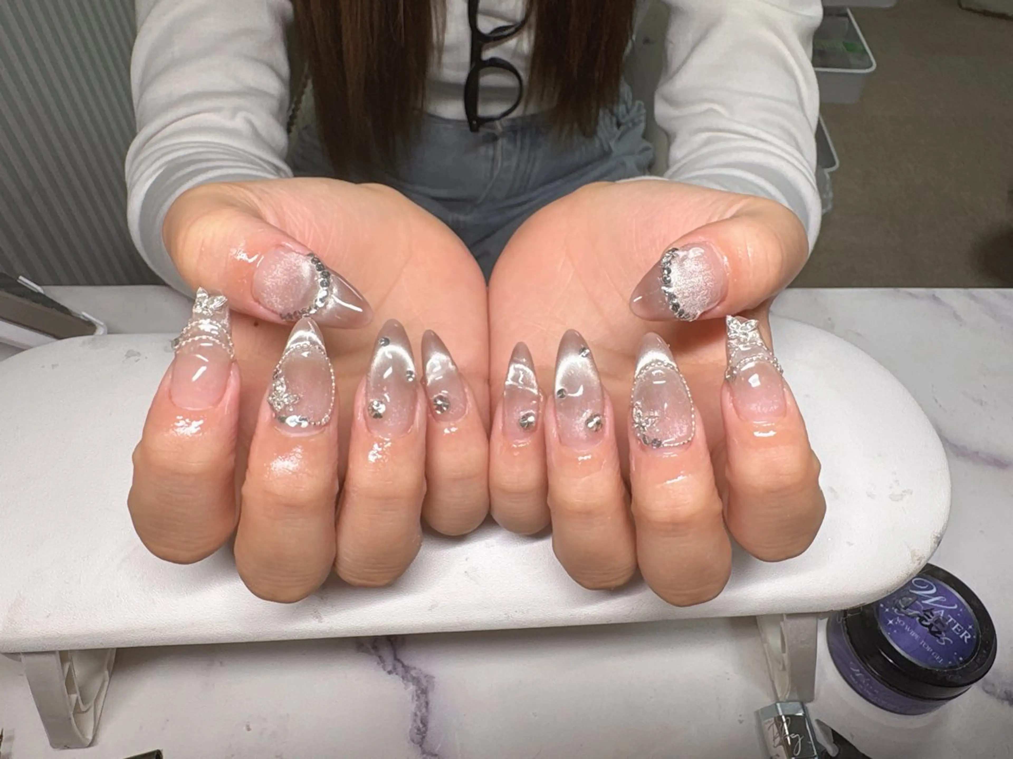 ネイル ハンドネイル Chiara 長さだしのネイルデザイン