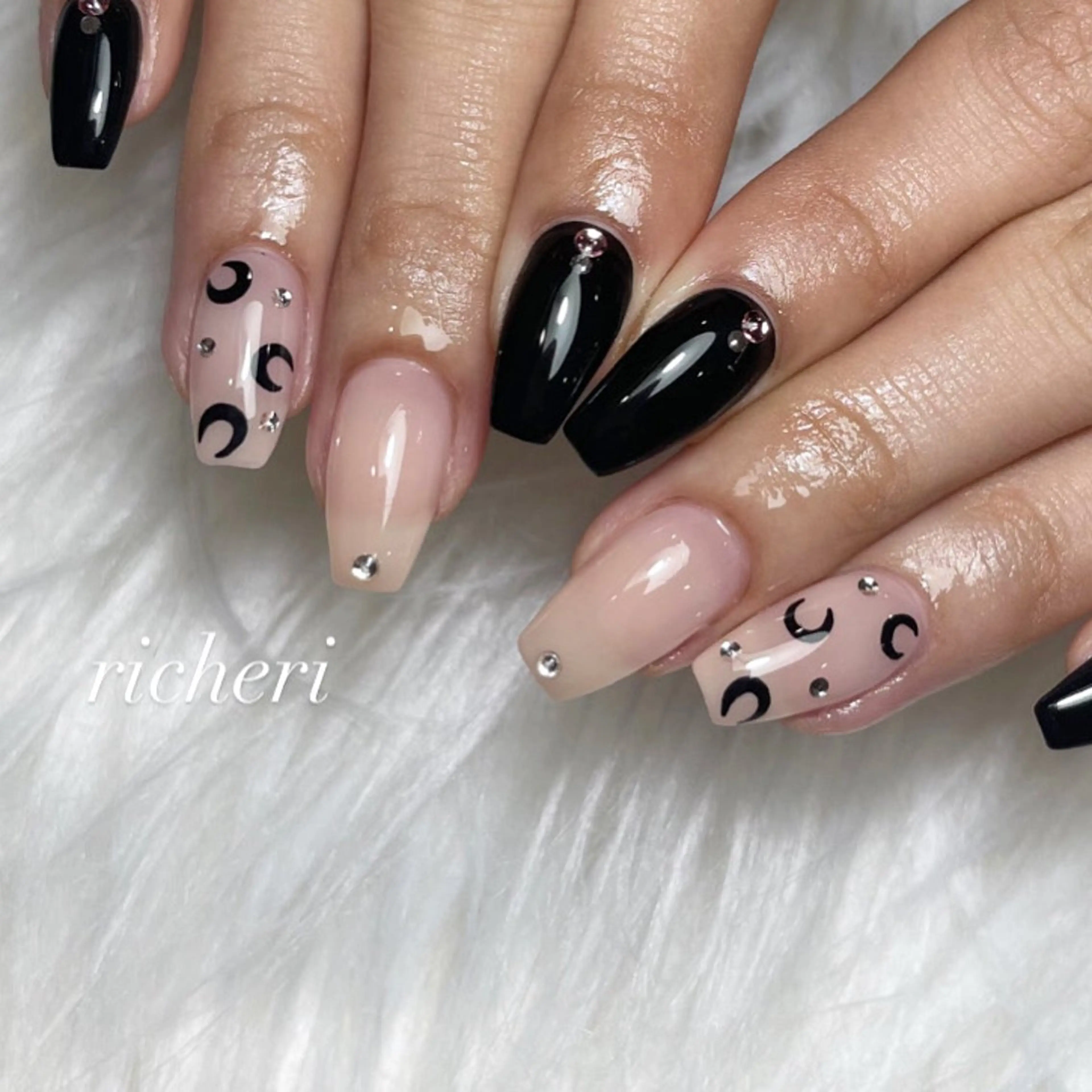 ネイル ハンドネイル richeri beautyのエステ・リラクイメージ