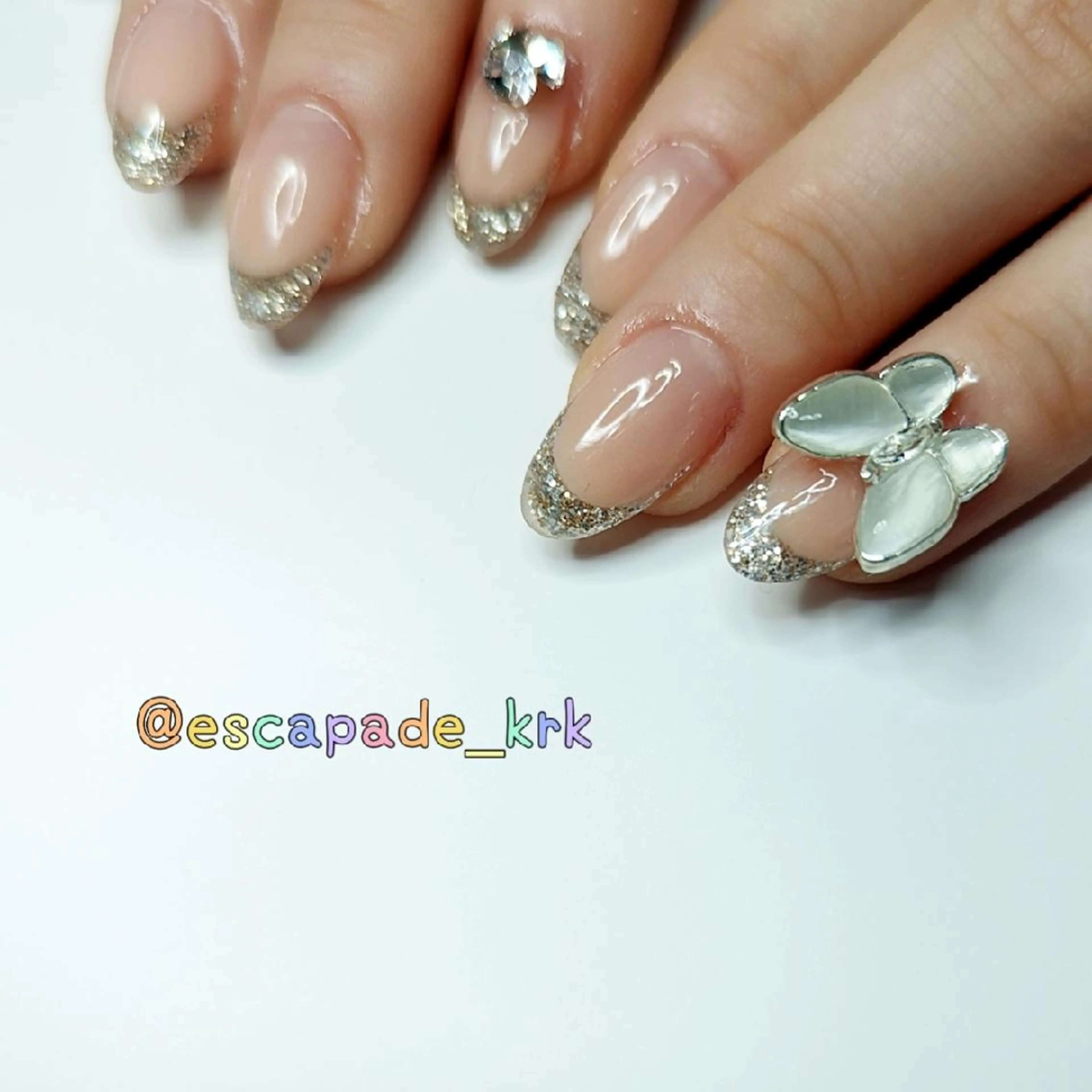 ショート ネイル ハンドネイル クロキ 。のネイルデザイン