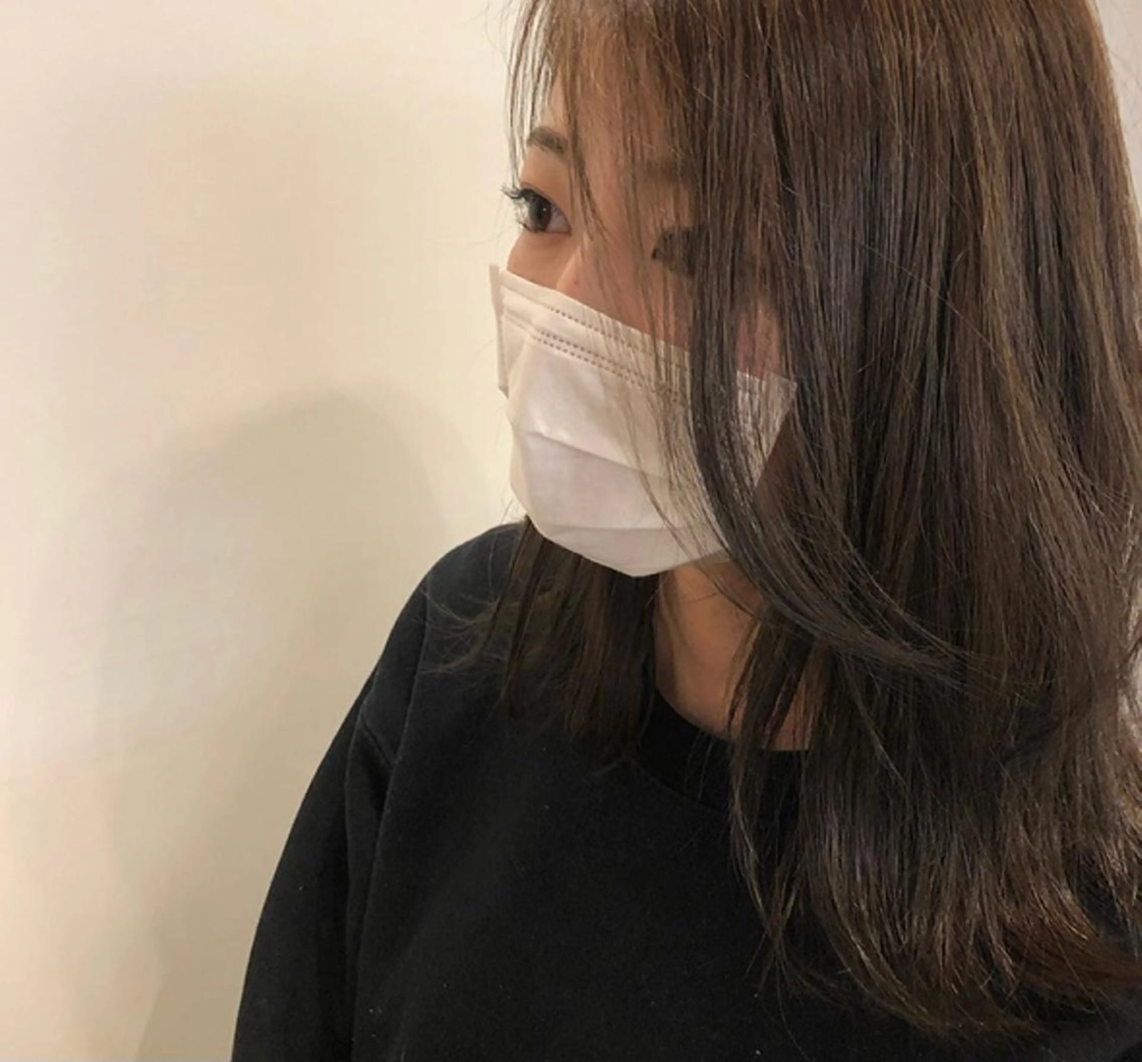 カラー アッシュ アッシュグレー アッシュグレージュ グレージュ カノエ 乃木店のヘアスタイル