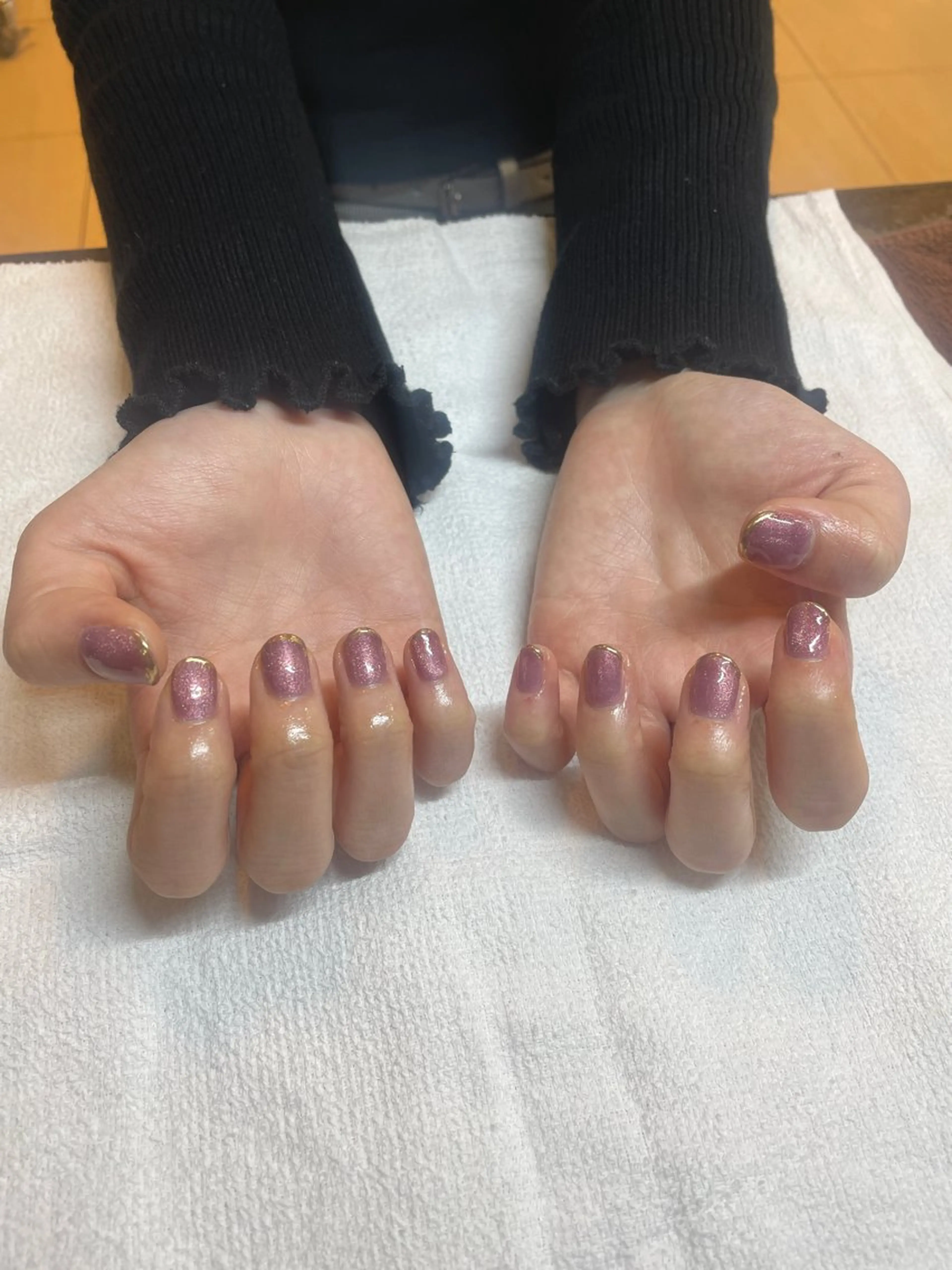 ネイル フレンチネイル マグネットネイル ミラーネイル ハンドネイル Of  hair宮崎台店所属・菊池 菜月のヘアスタイル