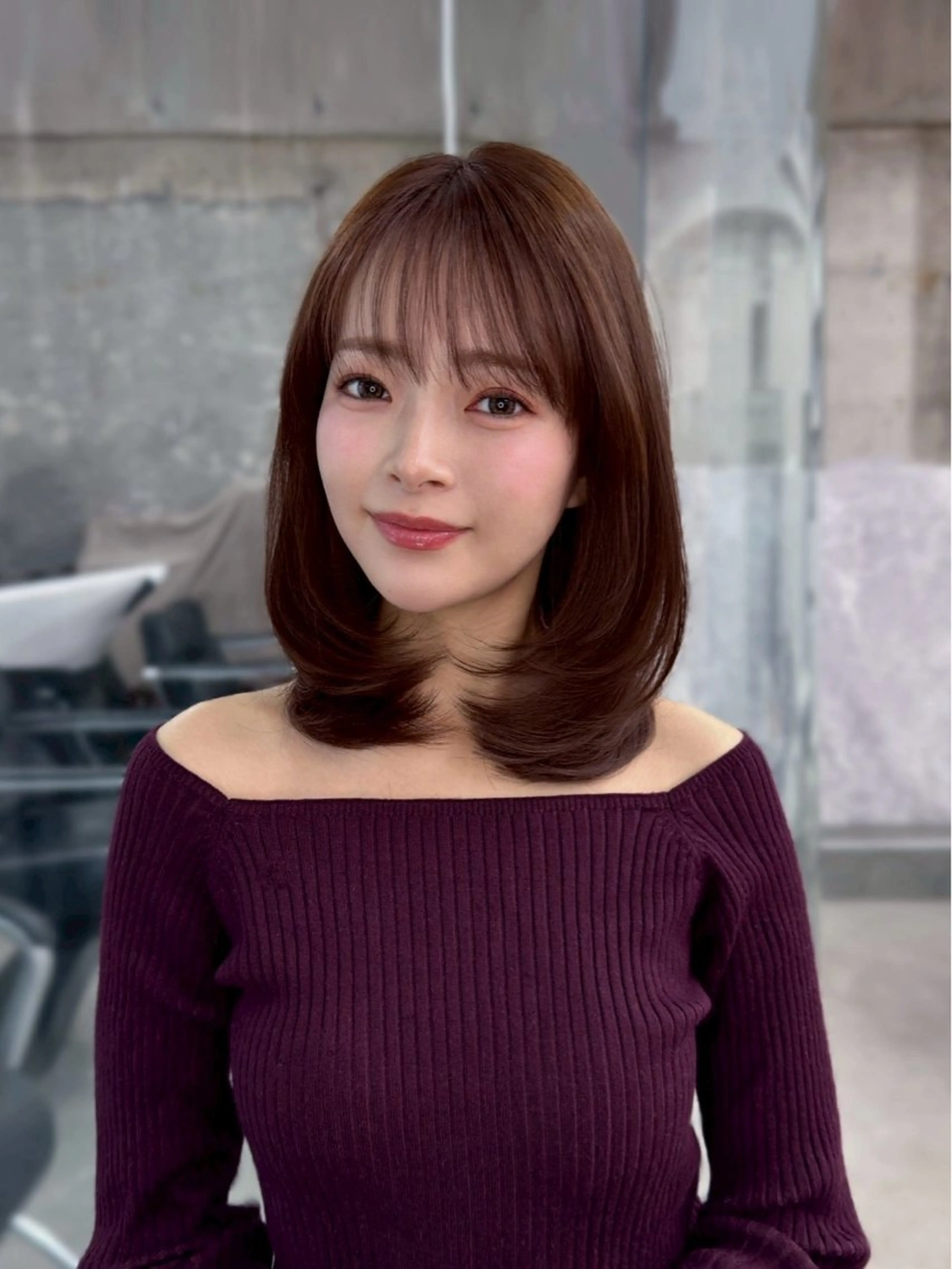 ミディアム カット 【顔まわりレイヤー透 明感カラー今崎太河】のヘアスタイル