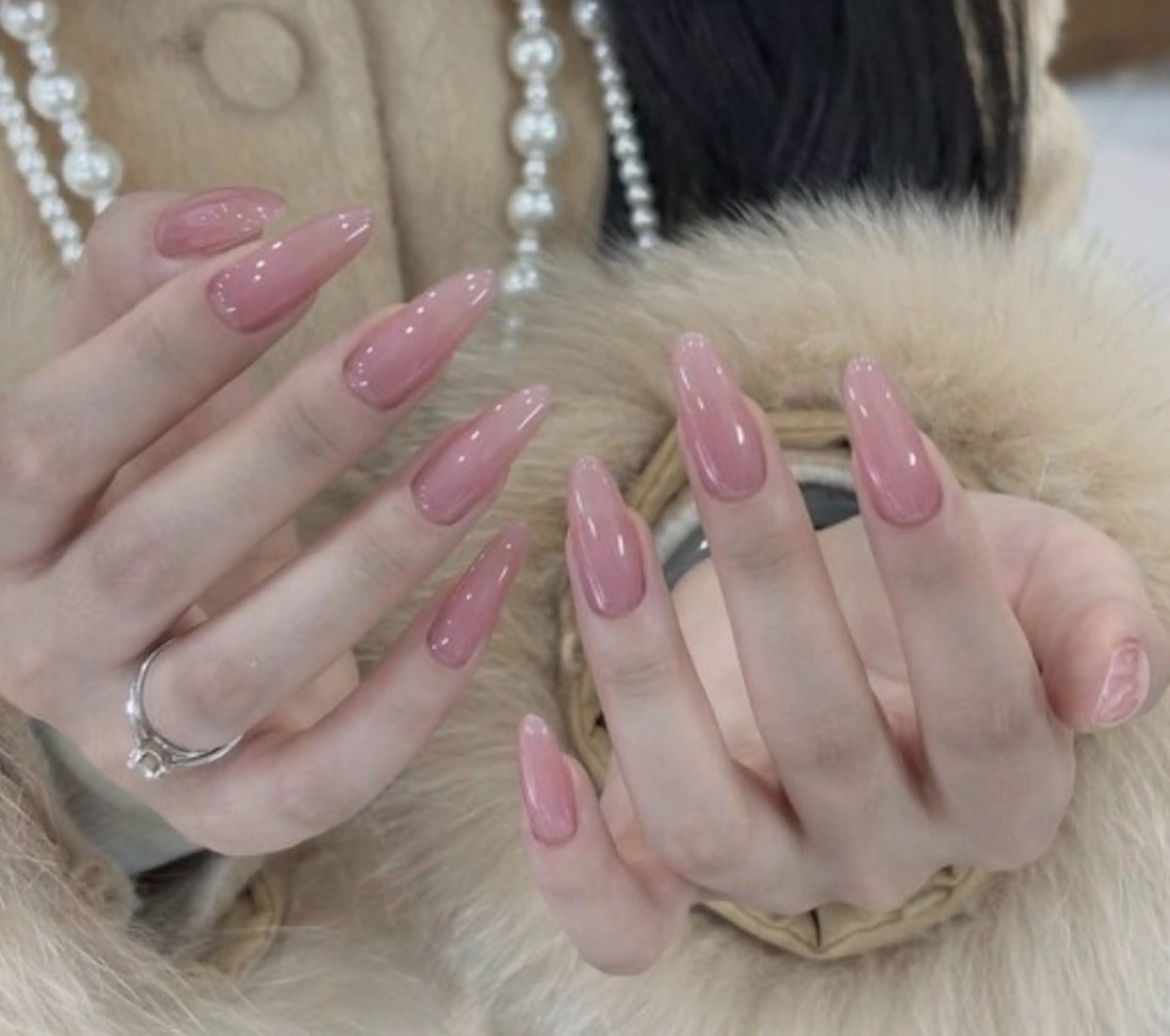 ネイル Nail Raviel浦安店所属・池田 果音のネイルデザイン