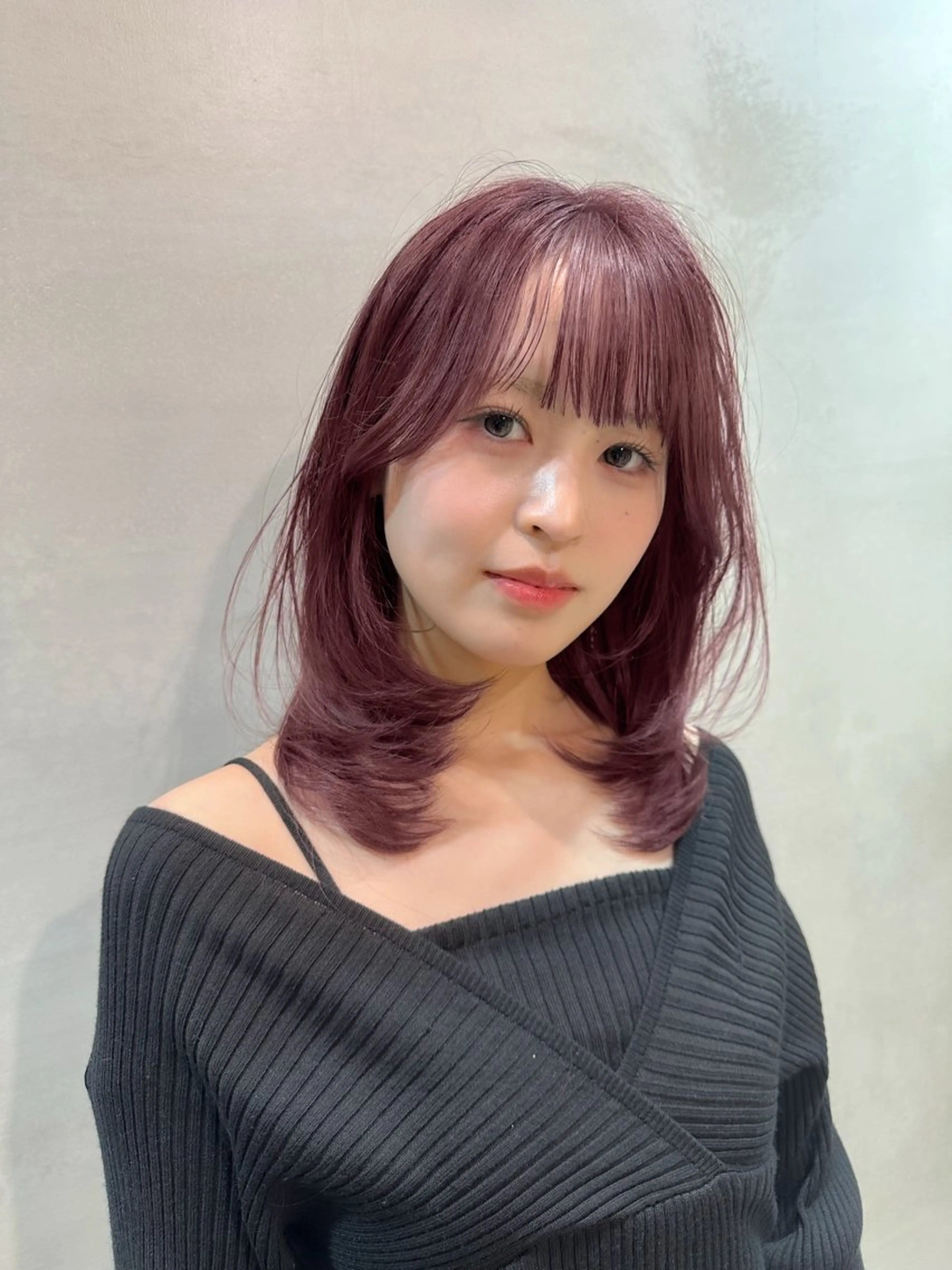 ミディアム ピンクブラウン レイヤーカット 小顔カット カット ヘアカラー トリートメント 🔶金山 前髪カット レイヤーカット🔶のヘアスタイル