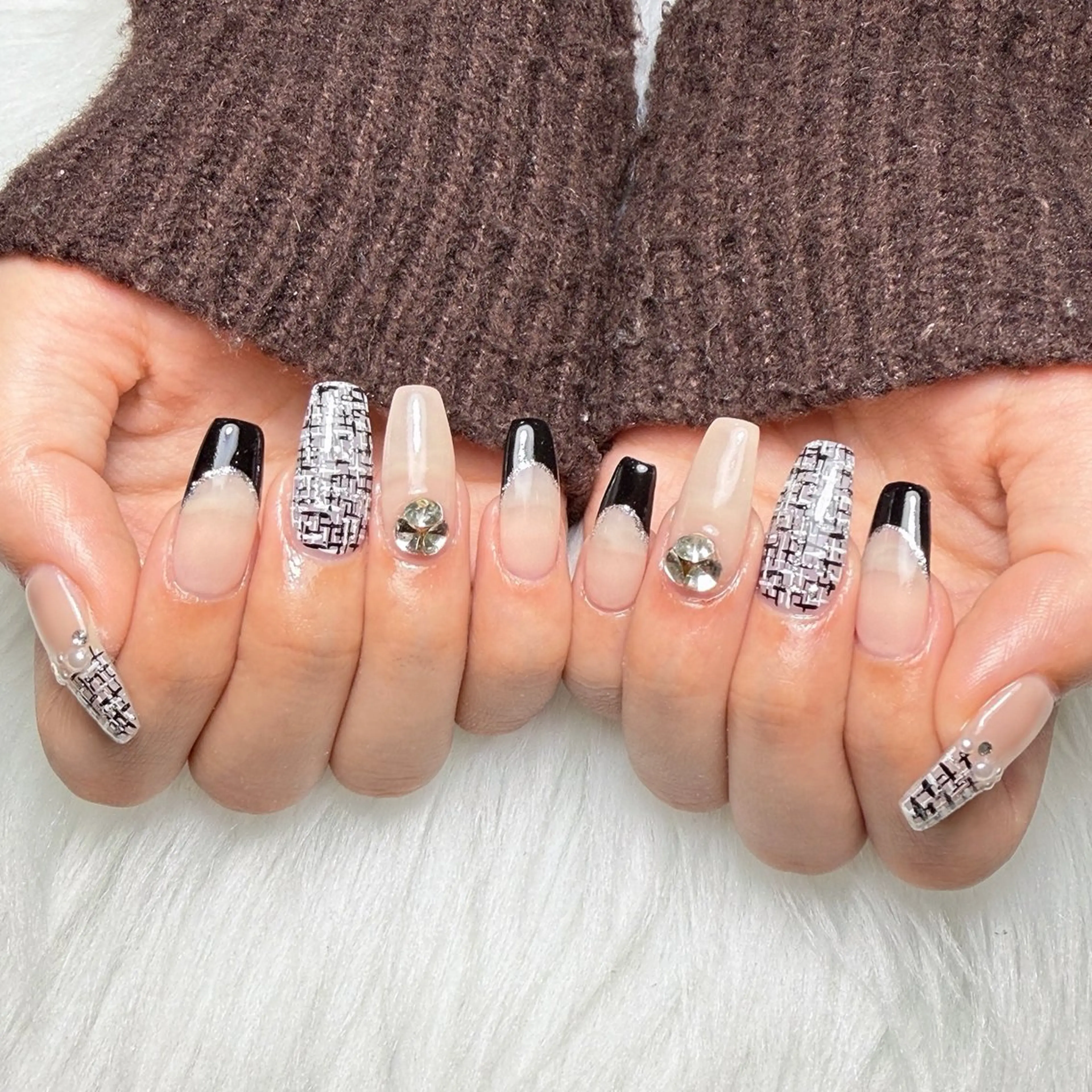 ネイル ハンドネイル lifra Hinaのネイルデザイン